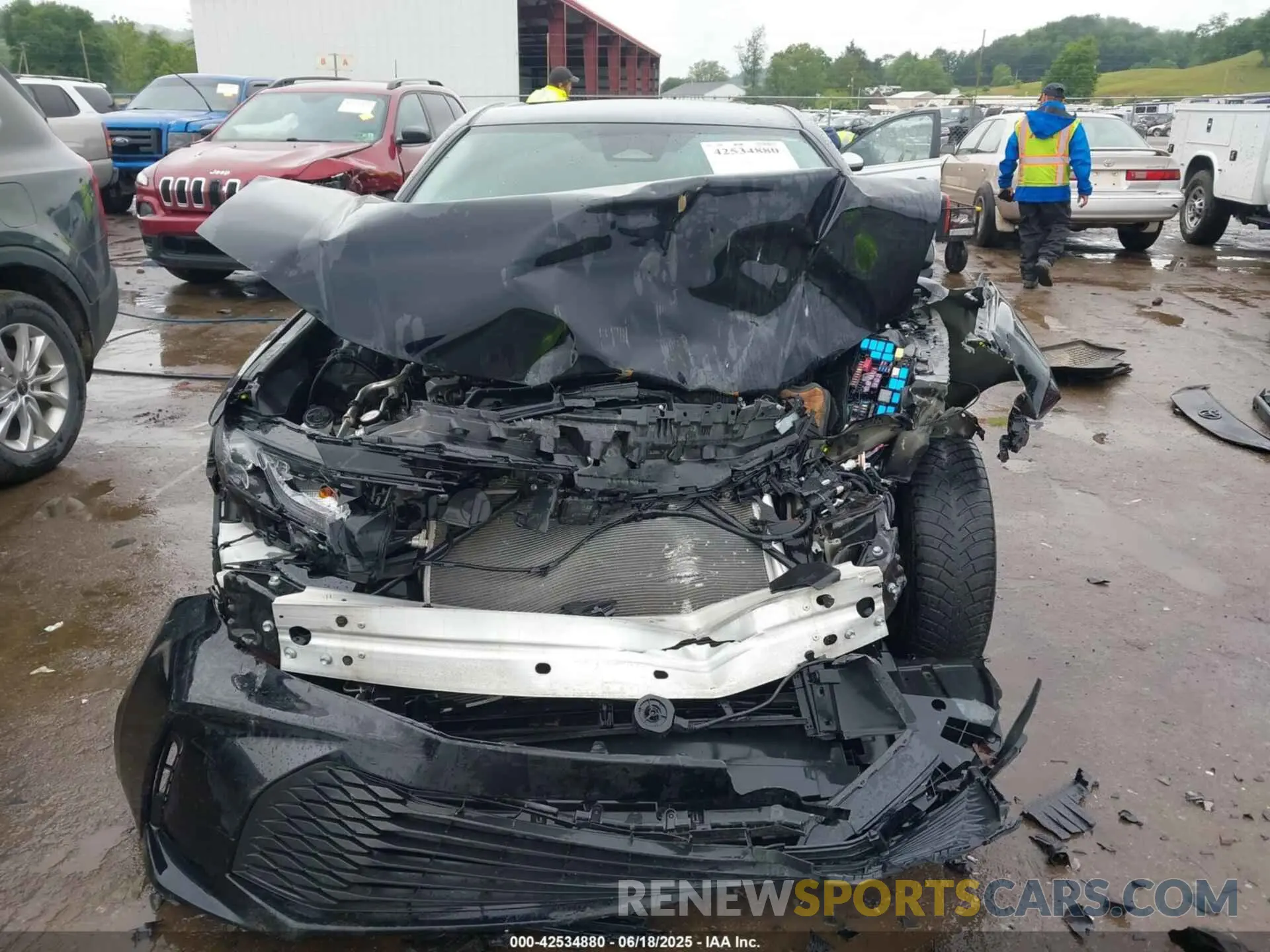 12 Photograph of a damaged car 4T1DBADK5SU503558 TOYOTA CAMRY 2025