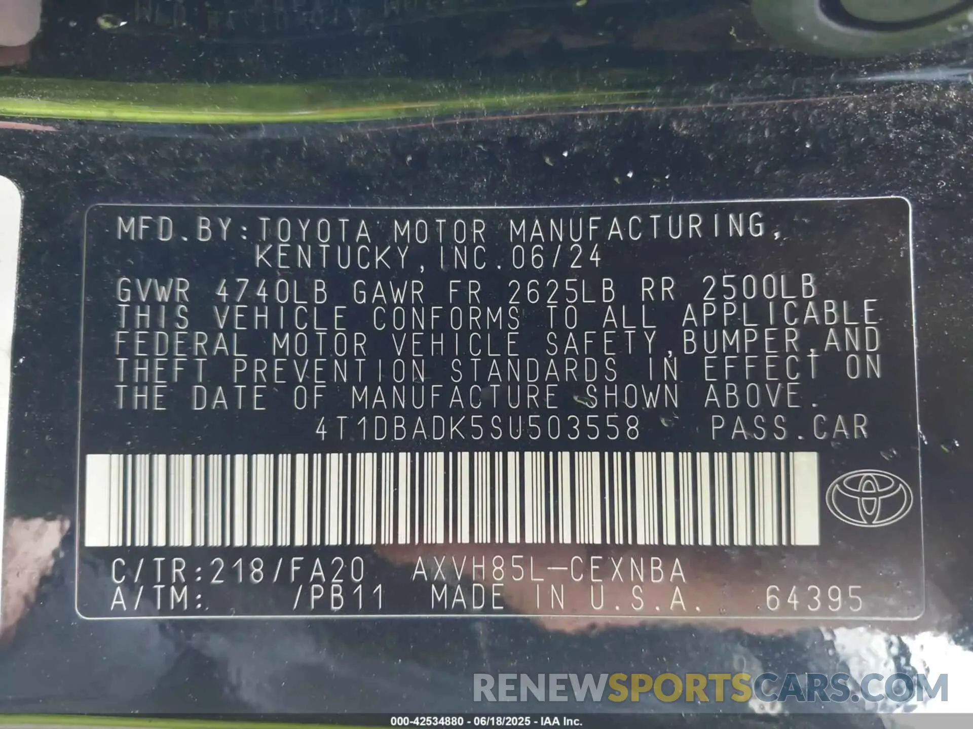 9 Photograph of a damaged car 4T1DBADK5SU503558 TOYOTA CAMRY 2025