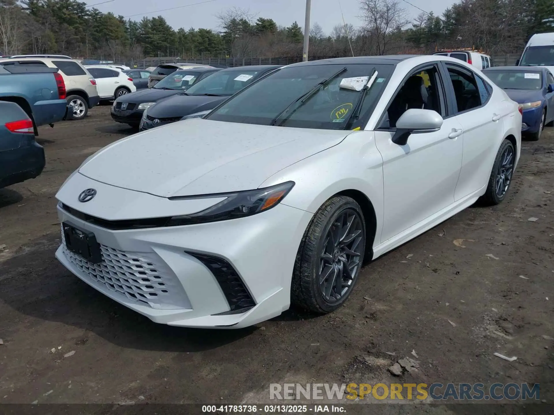2 Photograph of a damaged car 4T1DBADK5SU507223 TOYOTA CAMRY 2025