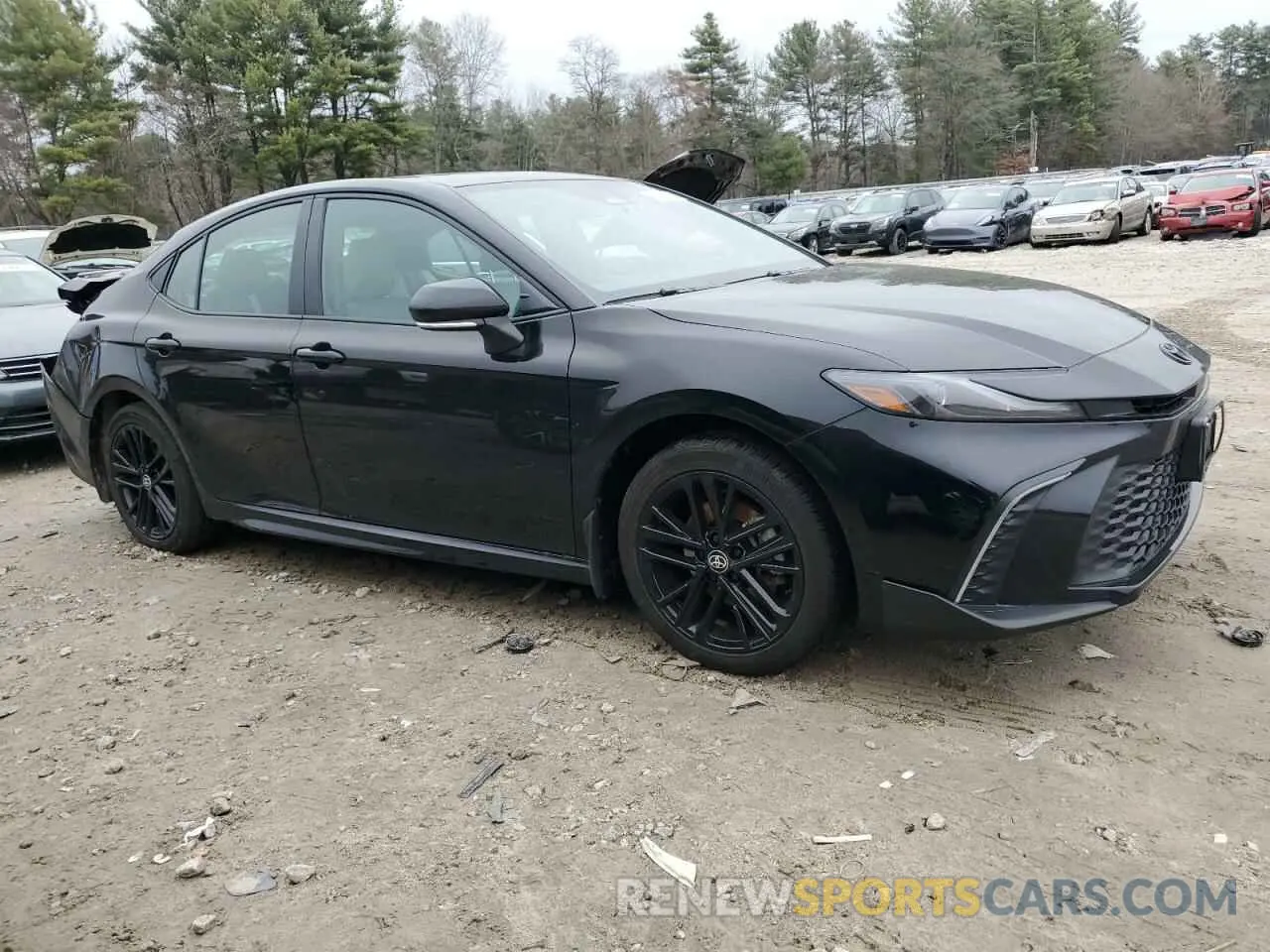4 Photograph of a damaged car 4T1DBADK5SU512955 TOYOTA CAMRY 2025