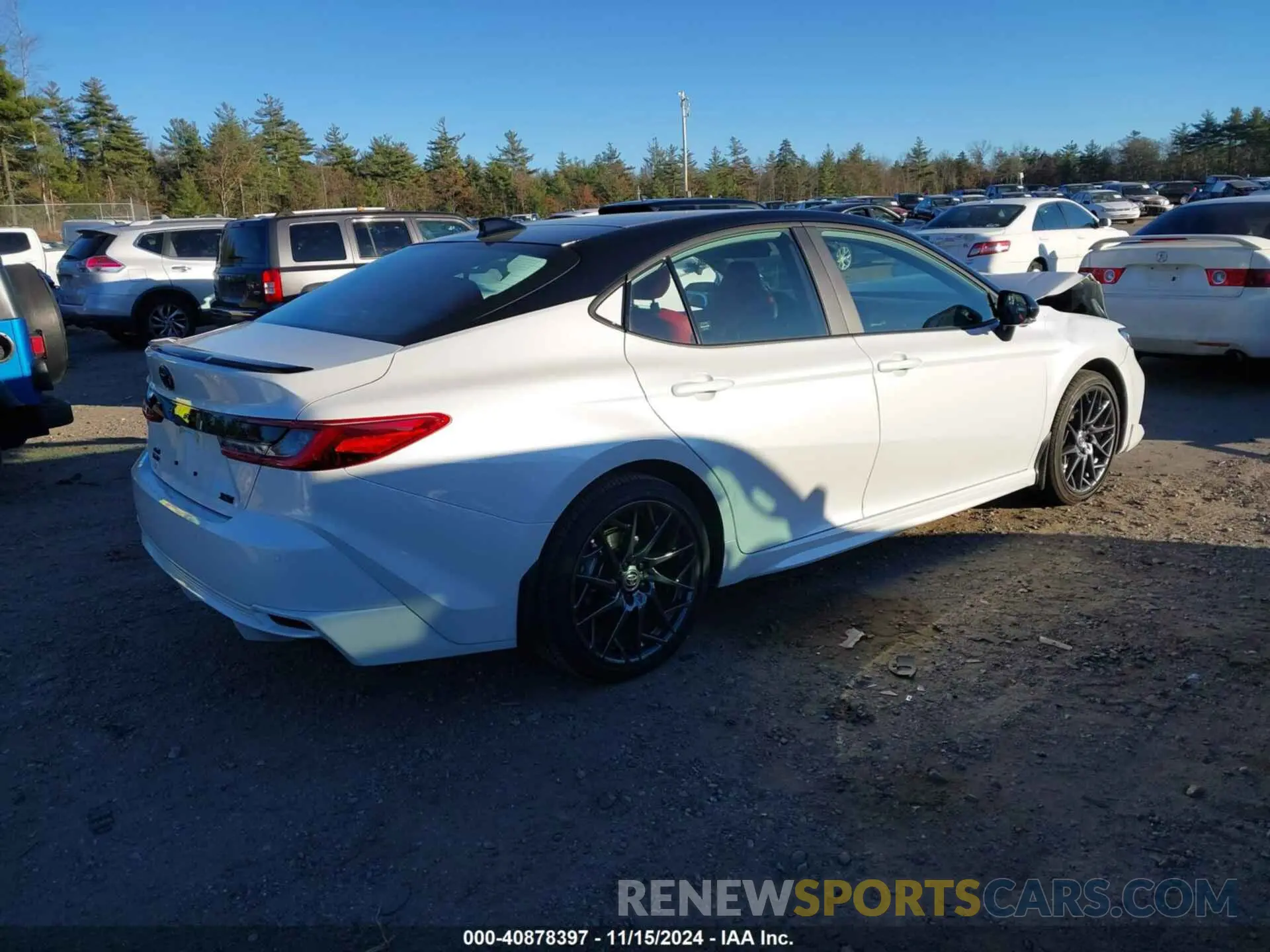 4 Photograph of a damaged car 4T1DBADK6SU002243 TOYOTA CAMRY 2025