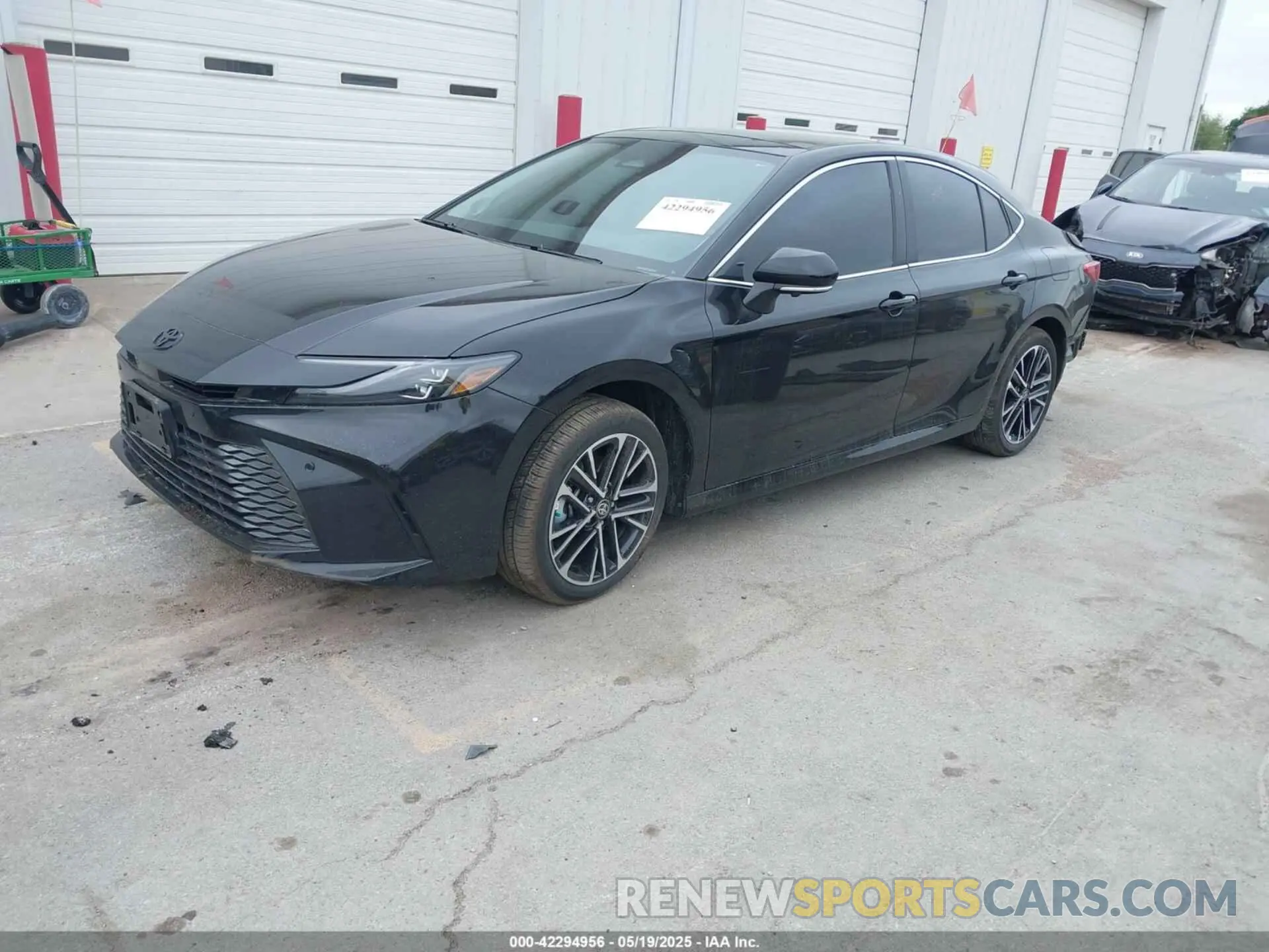 2 Photograph of a damaged car 4T1DBADK6SU022282 TOYOTA CAMRY 2025