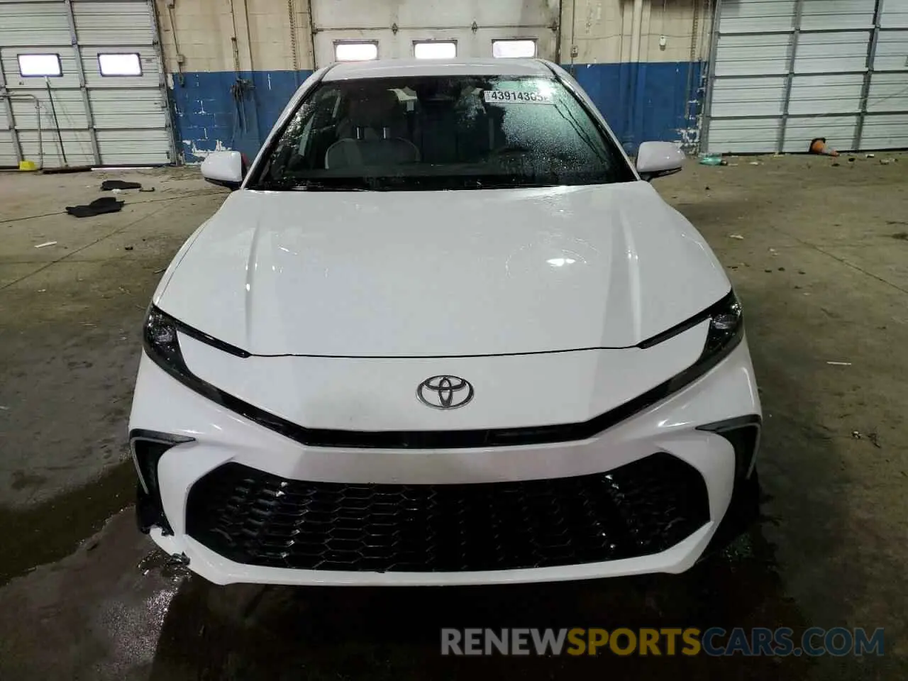 5 Photograph of a damaged car 4T1DBADK6SU502693 TOYOTA CAMRY 2025