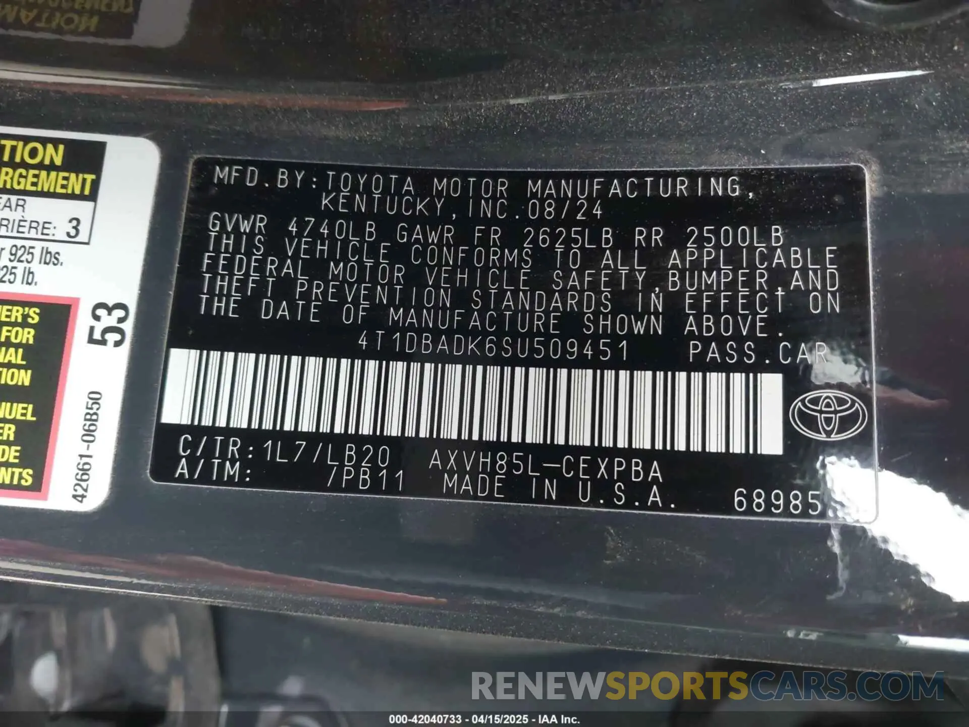 9 Photograph of a damaged car 4T1DBADK6SU509451 TOYOTA CAMRY 2025