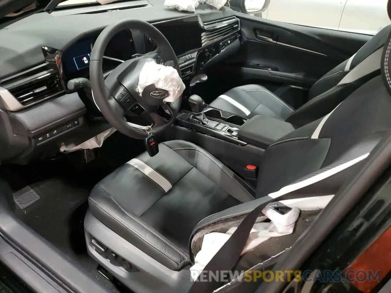 7 Photograph of a damaged car 4T1DBADK6SU519218 TOYOTA CAMRY 2025
