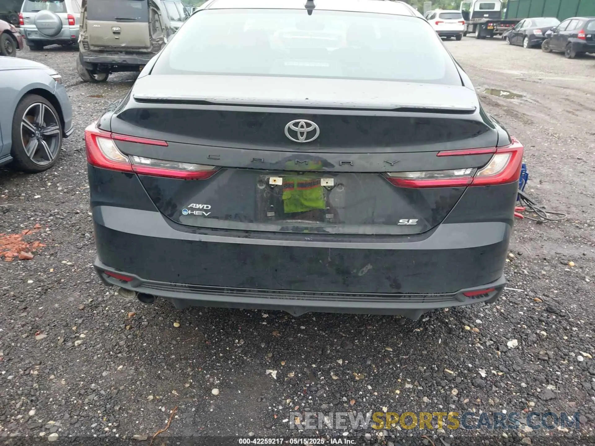 16 Photograph of a damaged car 4T1DBADK7SU513802 TOYOTA CAMRY 2025