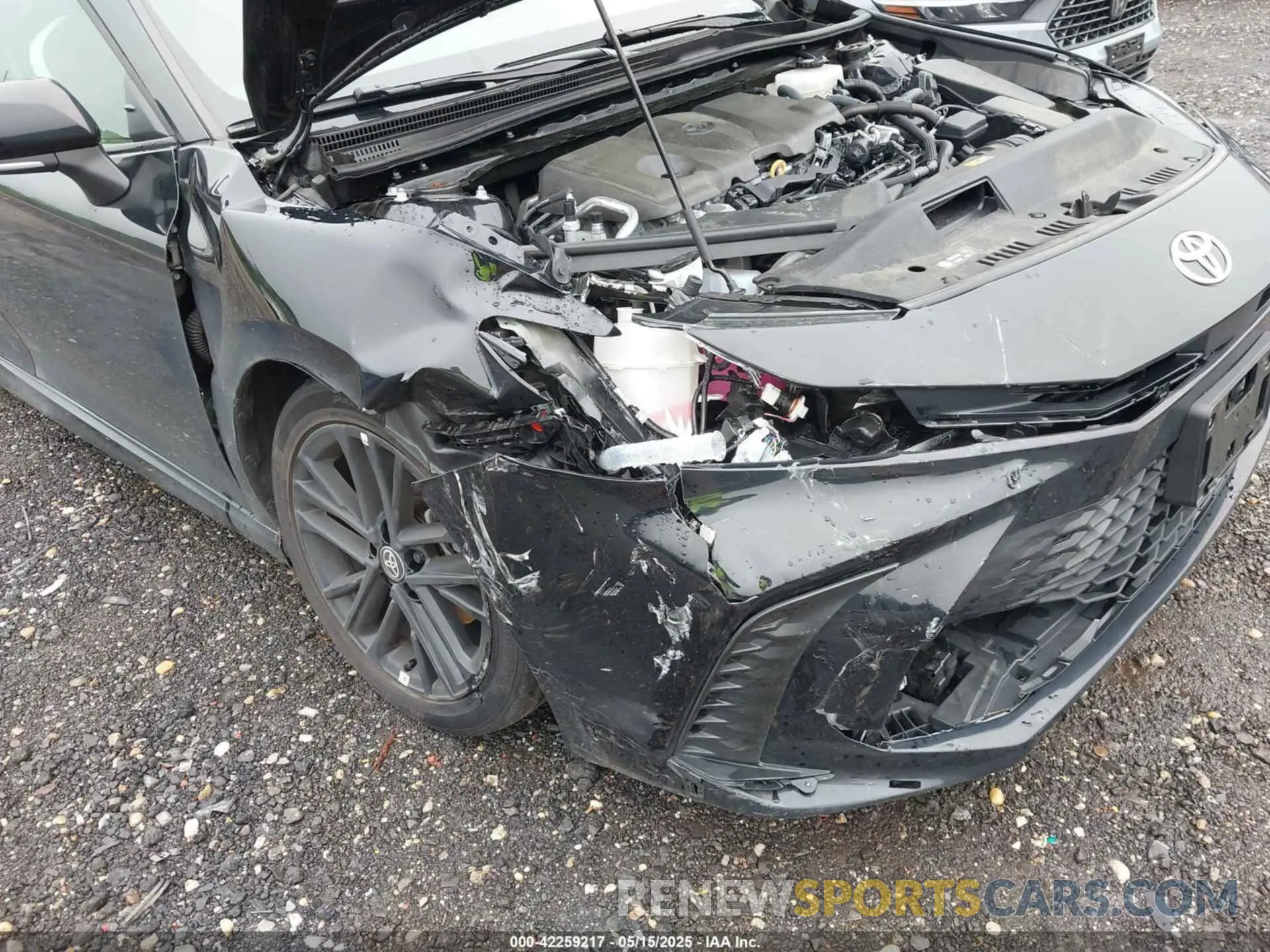 17 Photograph of a damaged car 4T1DBADK7SU513802 TOYOTA CAMRY 2025
