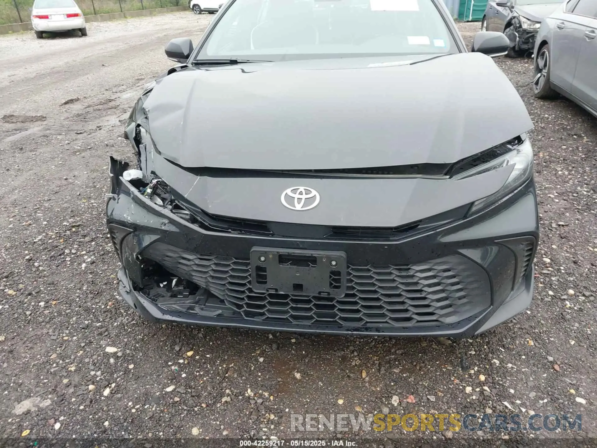 19 Photograph of a damaged car 4T1DBADK7SU513802 TOYOTA CAMRY 2025