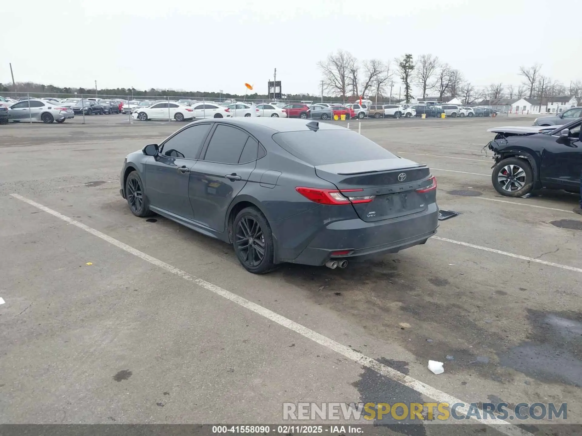 3 Photograph of a damaged car 4T1DBADK8SU009193 TOYOTA CAMRY 2025