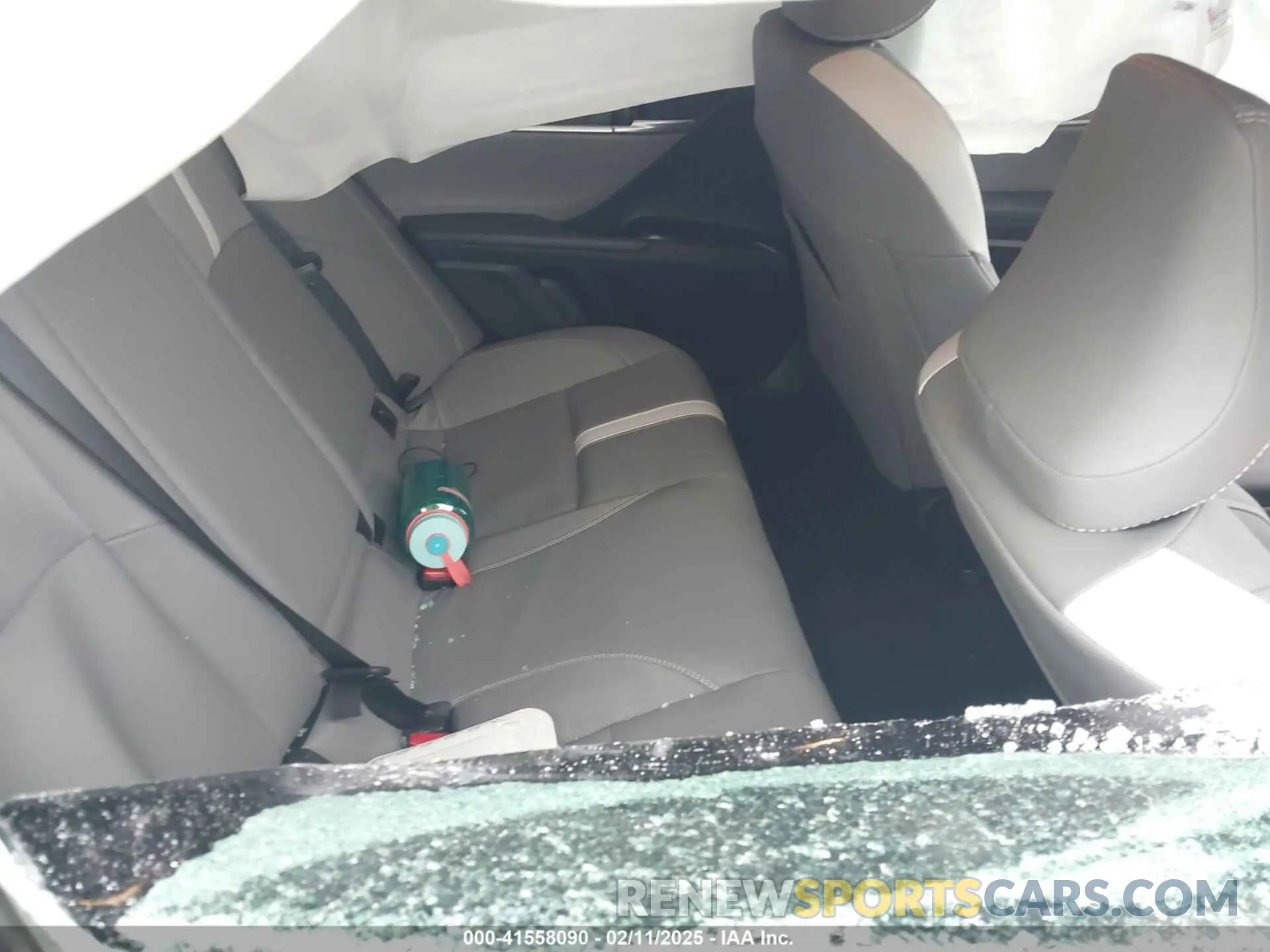 8 Photograph of a damaged car 4T1DBADK8SU009193 TOYOTA CAMRY 2025
