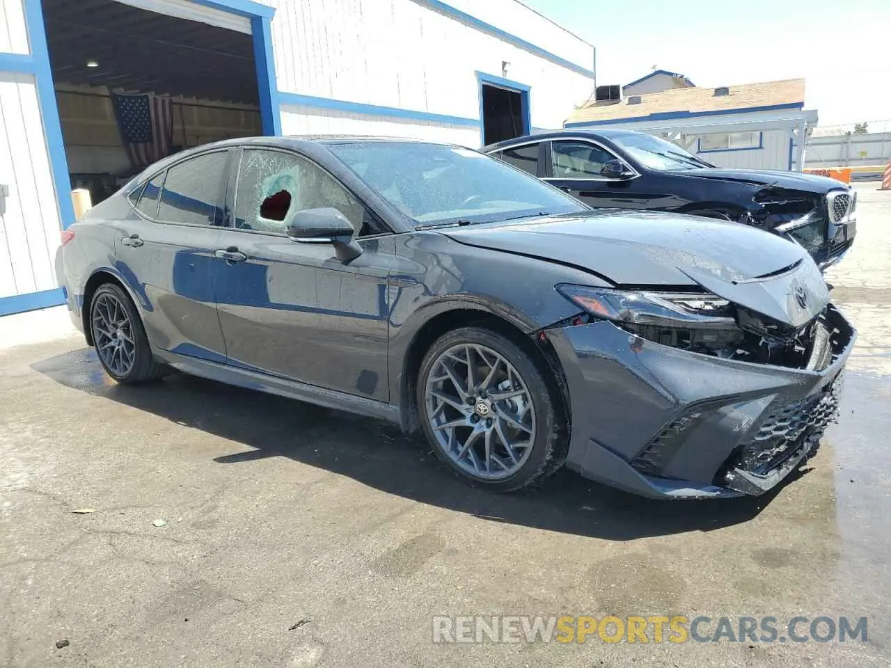 4 Photograph of a damaged car 4T1DBADK8SU505451 TOYOTA CAMRY 2025