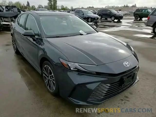 10 Photograph of a damaged car 4T1DBADK8SU515316 TOYOTA CAMRY 2025