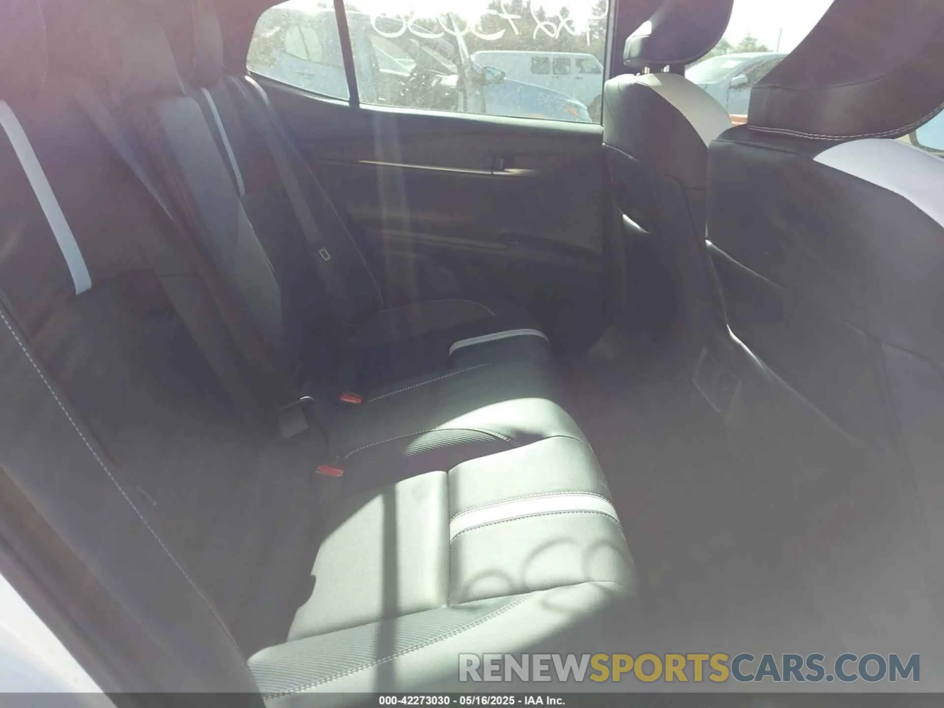 8 Photograph of a damaged car 4T1DBADK8SU519611 TOYOTA CAMRY 2025