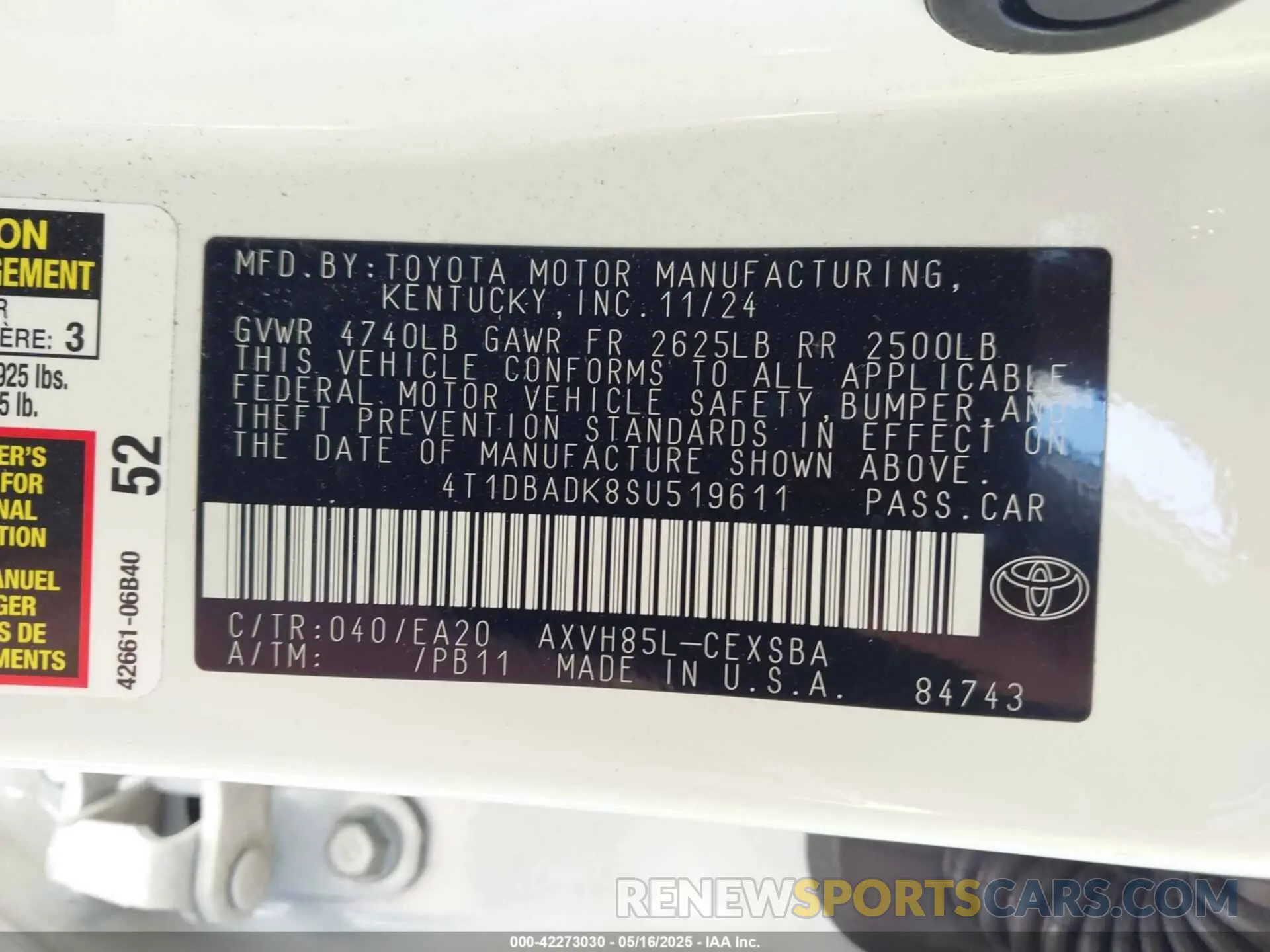 9 Photograph of a damaged car 4T1DBADK8SU519611 TOYOTA CAMRY 2025