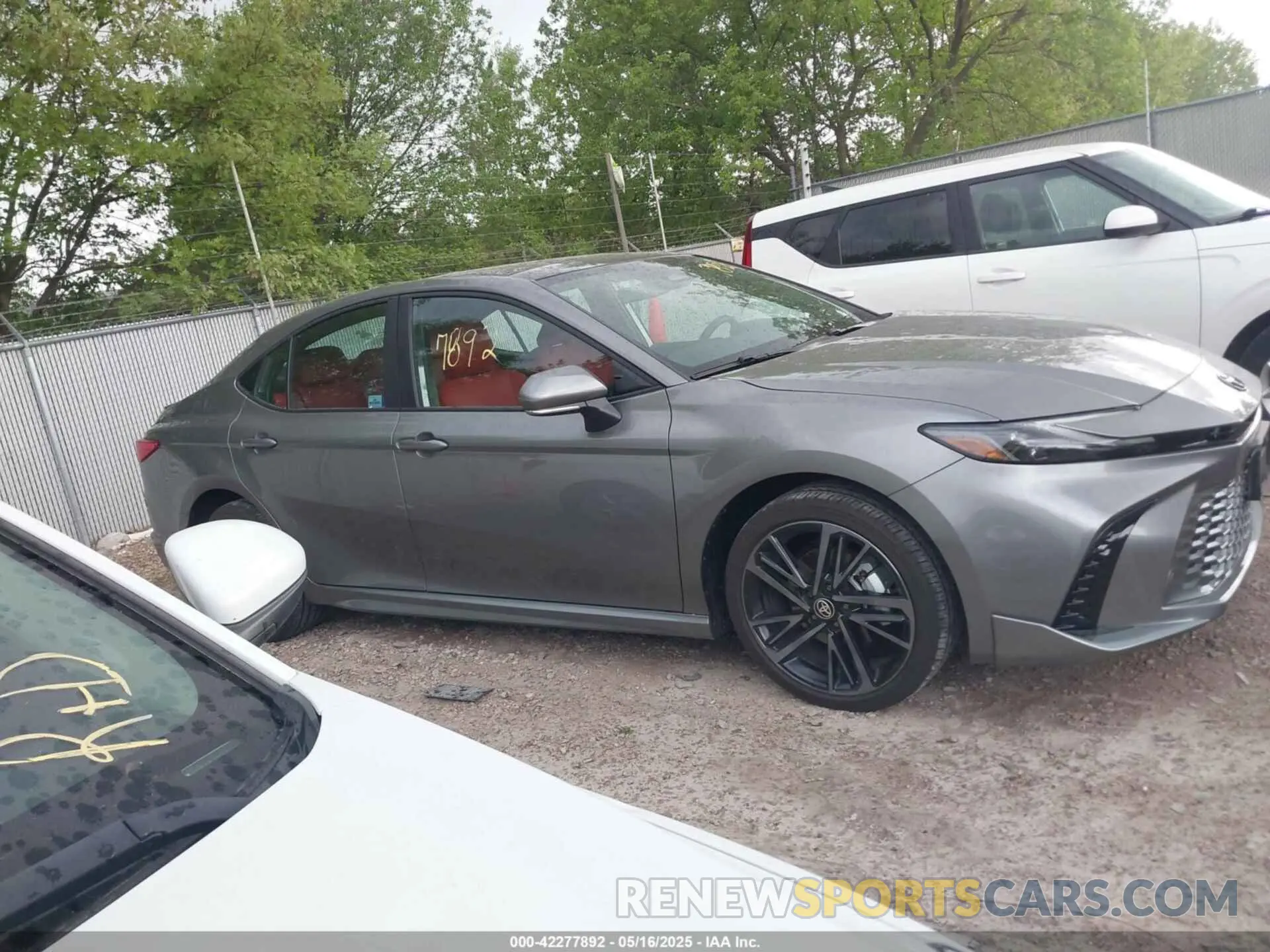 13 Photograph of a damaged car 4T1DBADK8SU525909 TOYOTA CAMRY 2025