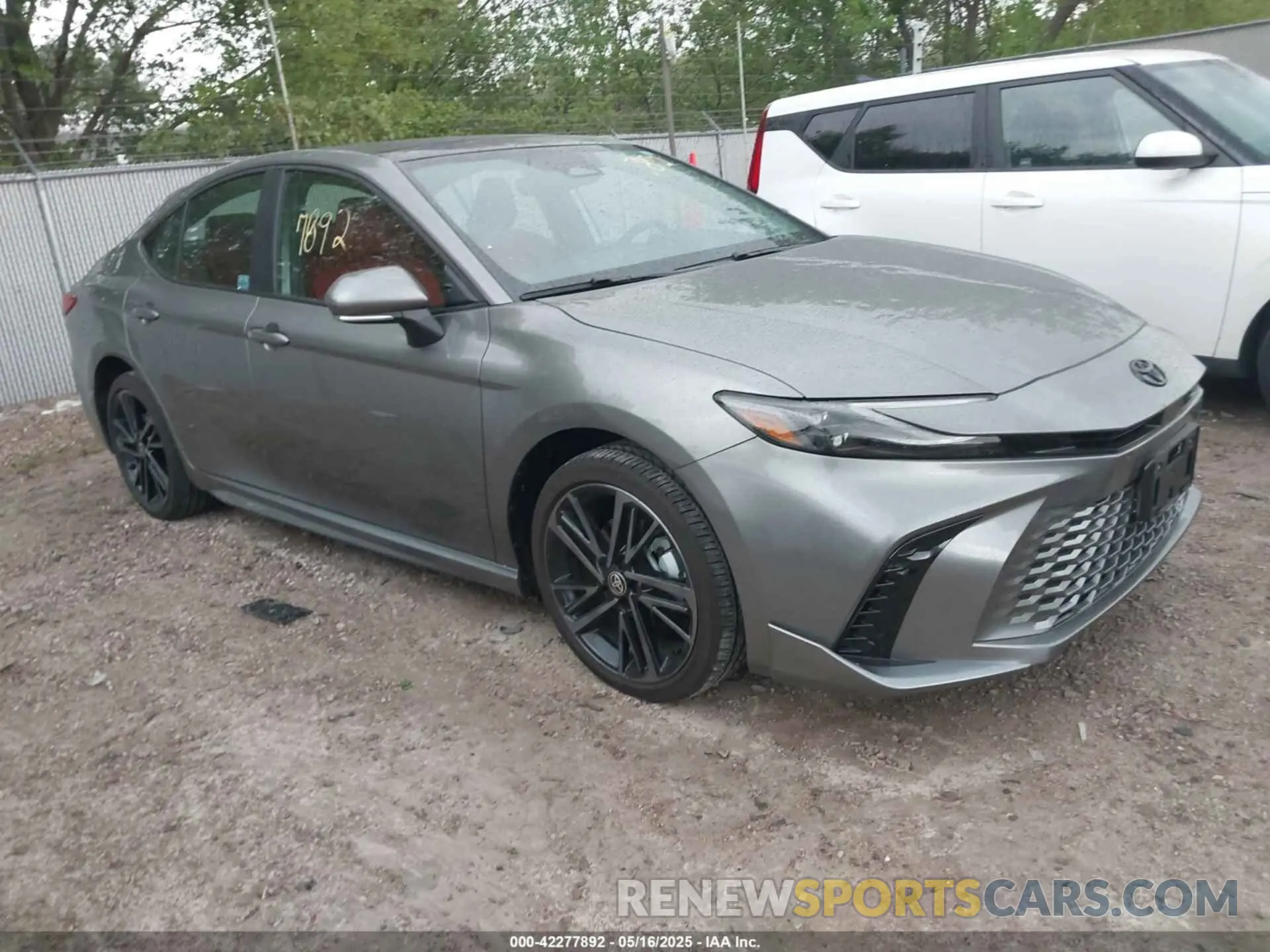 3 Photograph of a damaged car 4T1DBADK8SU525909 TOYOTA CAMRY 2025