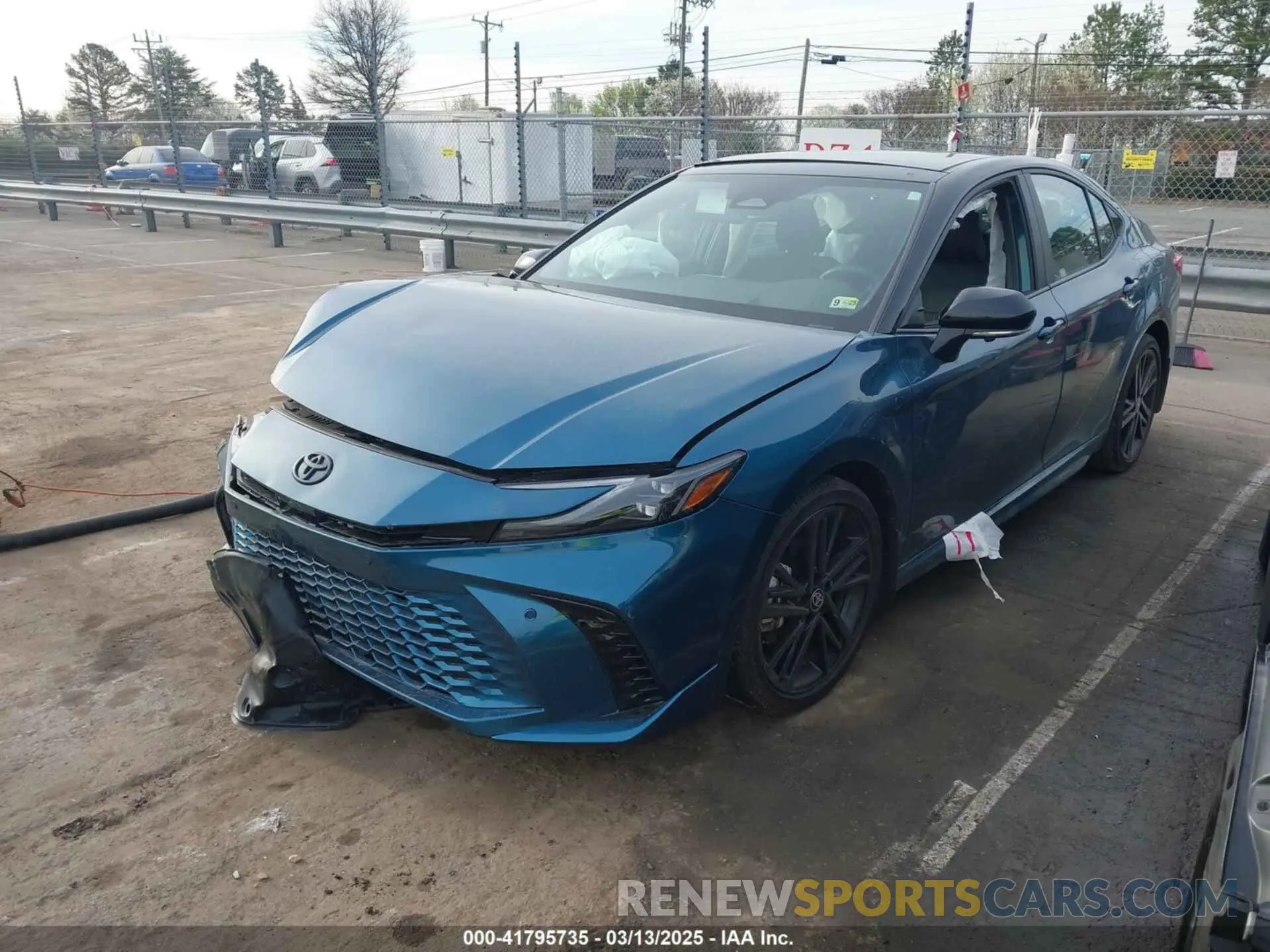 2 Photograph of a damaged car 4T1DBADK9SU005931 TOYOTA CAMRY 2025