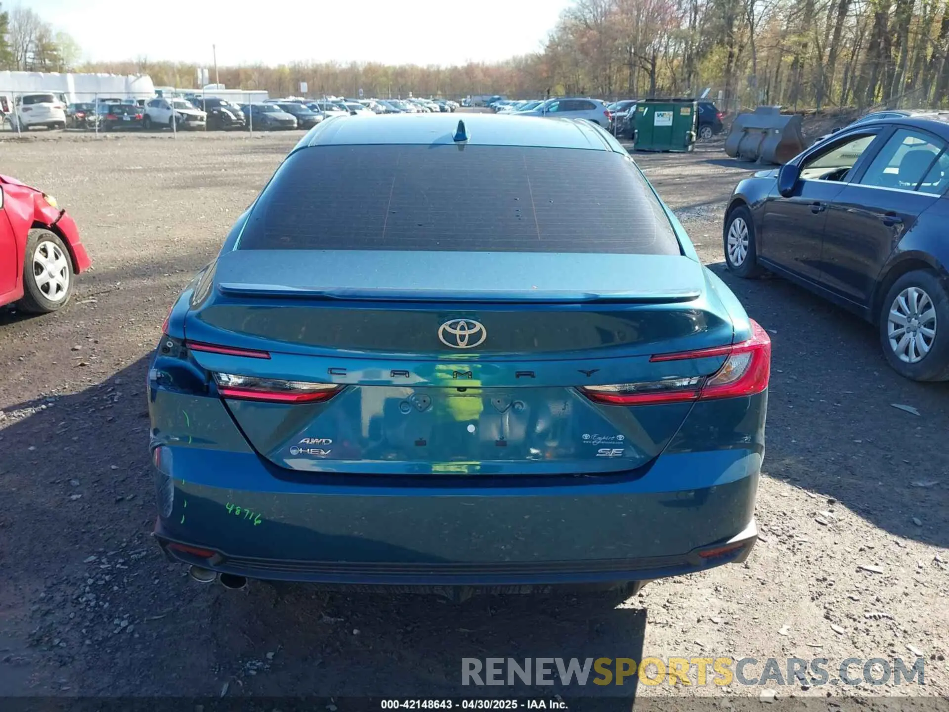 16 Photograph of a damaged car 4T1DBADK9SU007596 TOYOTA CAMRY 2025