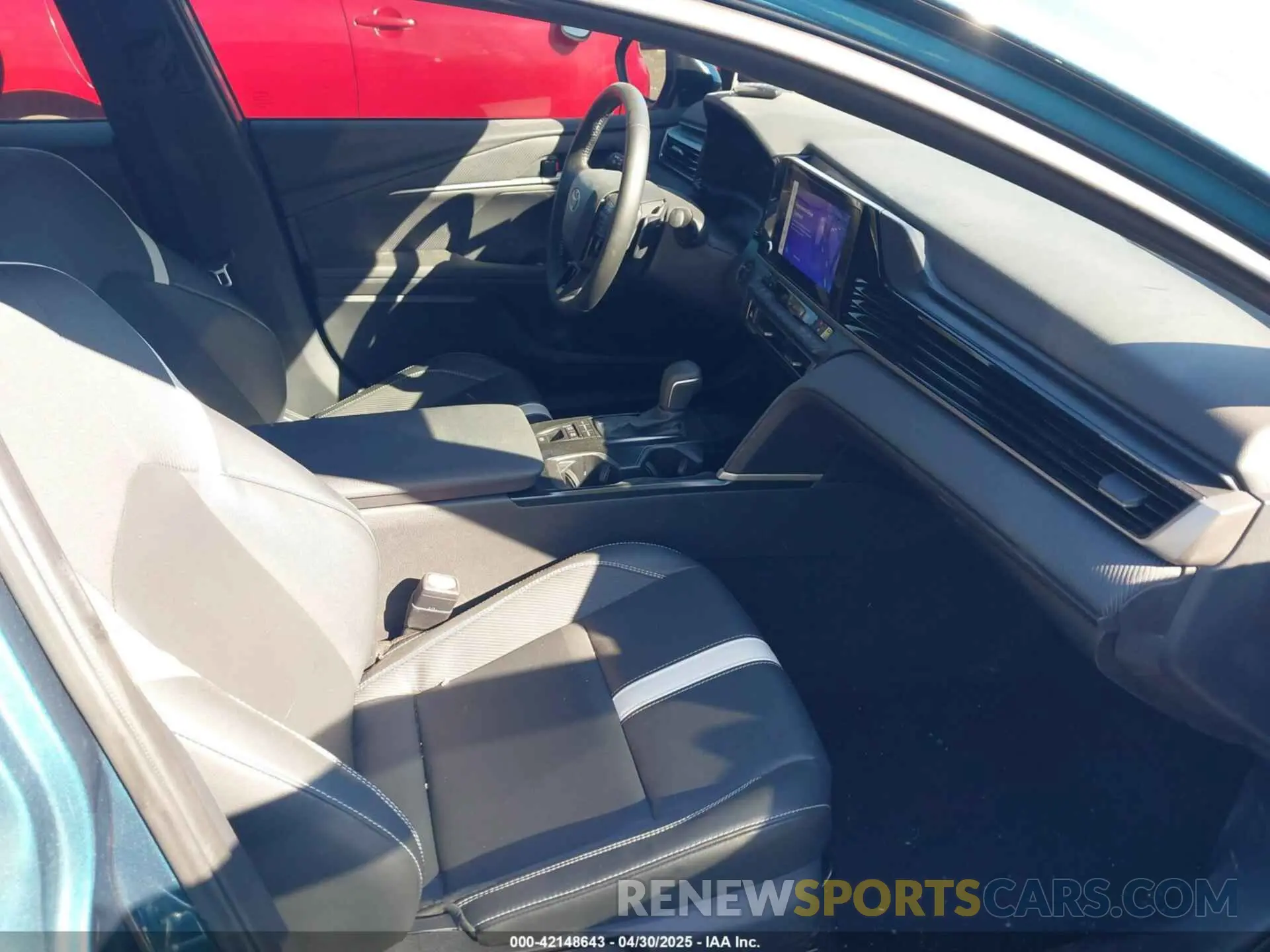 5 Photograph of a damaged car 4T1DBADK9SU007596 TOYOTA CAMRY 2025