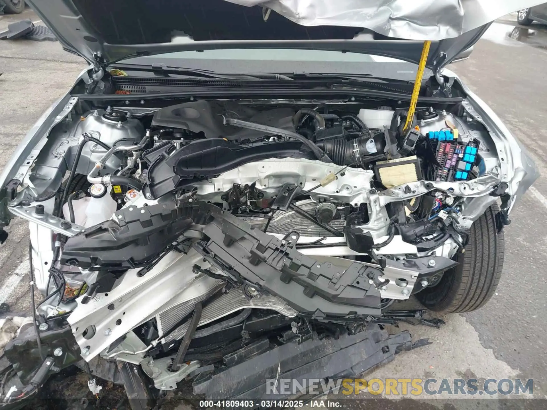 10 Photograph of a damaged car 4T1DBADK9SU017951 TOYOTA CAMRY 2025