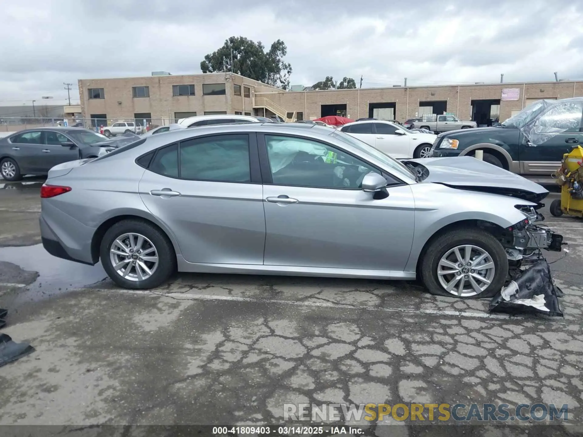 13 Photograph of a damaged car 4T1DBADK9SU017951 TOYOTA CAMRY 2025