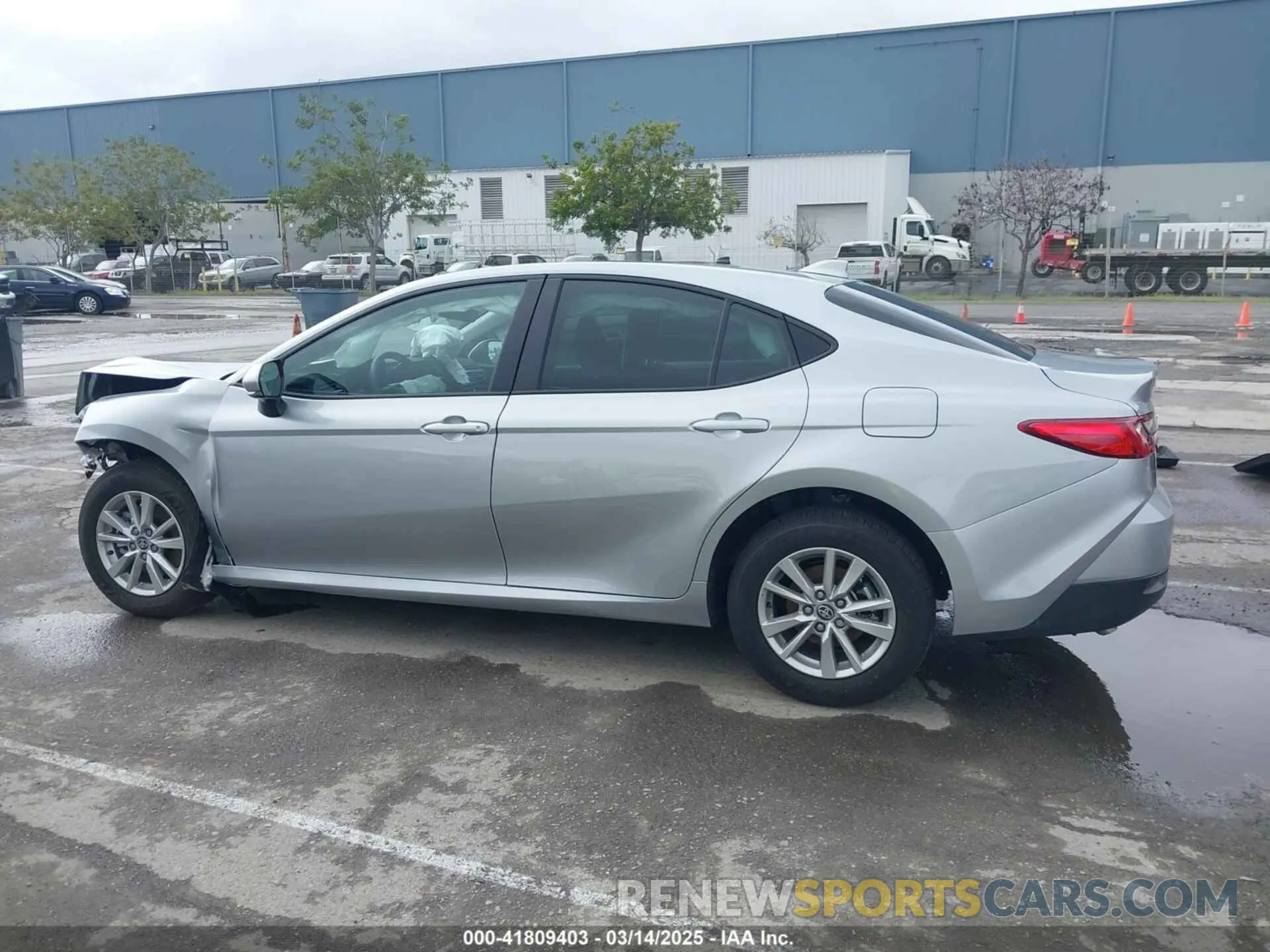 14 Photograph of a damaged car 4T1DBADK9SU017951 TOYOTA CAMRY 2025