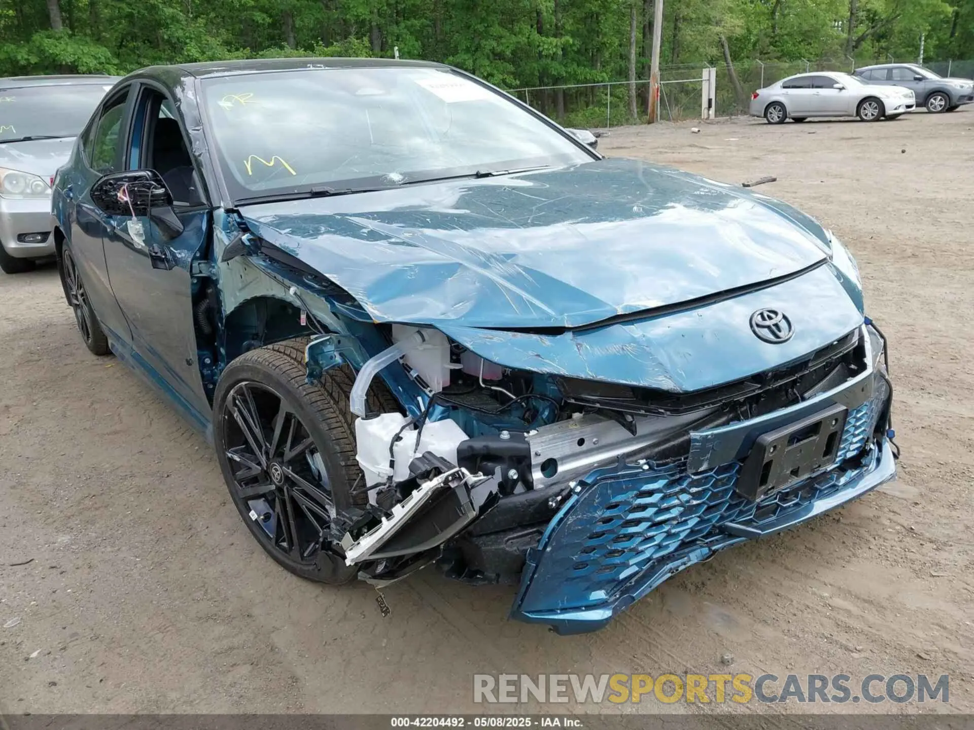 6 Photograph of a damaged car 4T1DBADK9SU019053 TOYOTA CAMRY 2025