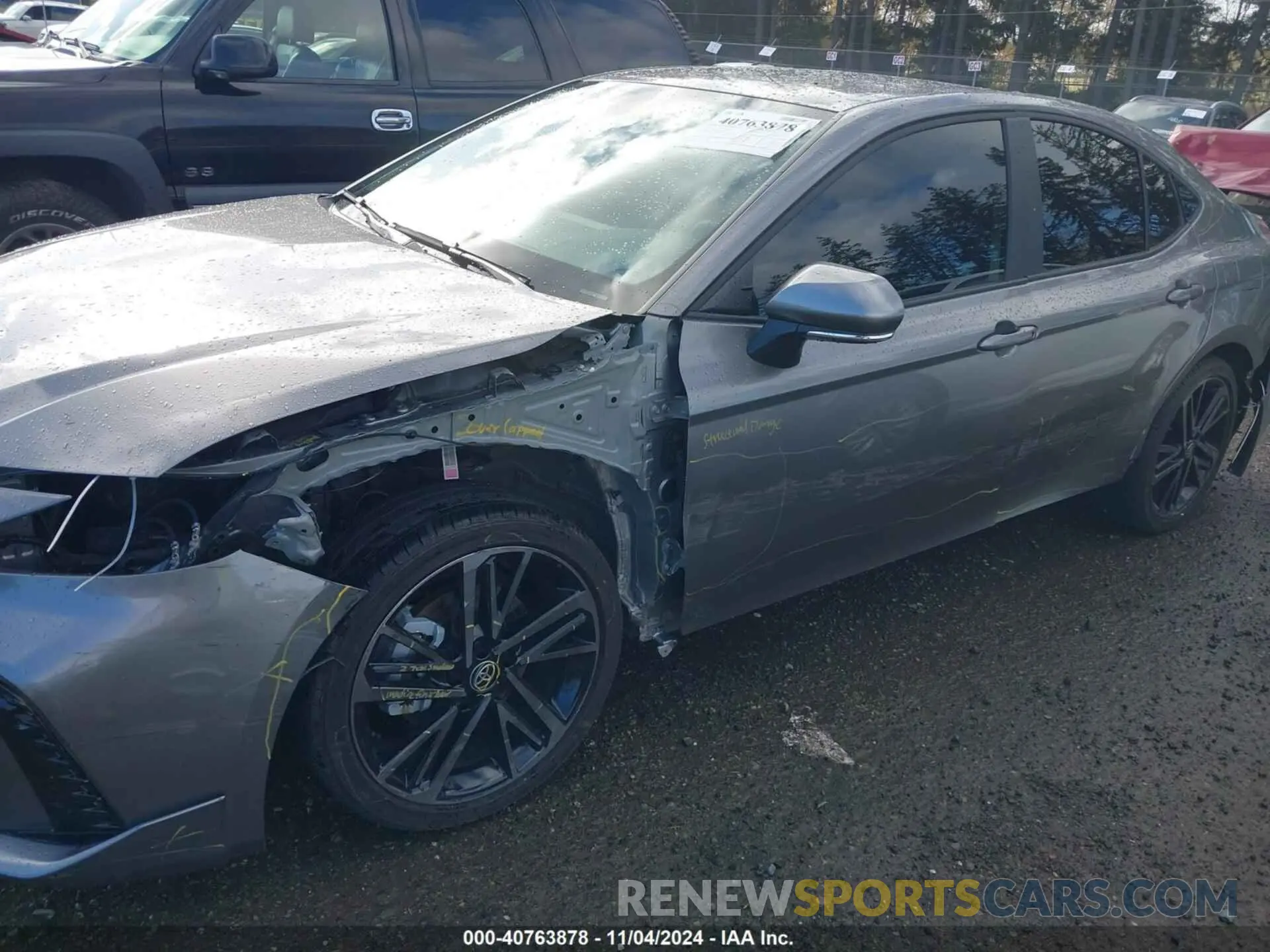 6 Photograph of a damaged car 4T1DBADK9SU502543 TOYOTA CAMRY 2025