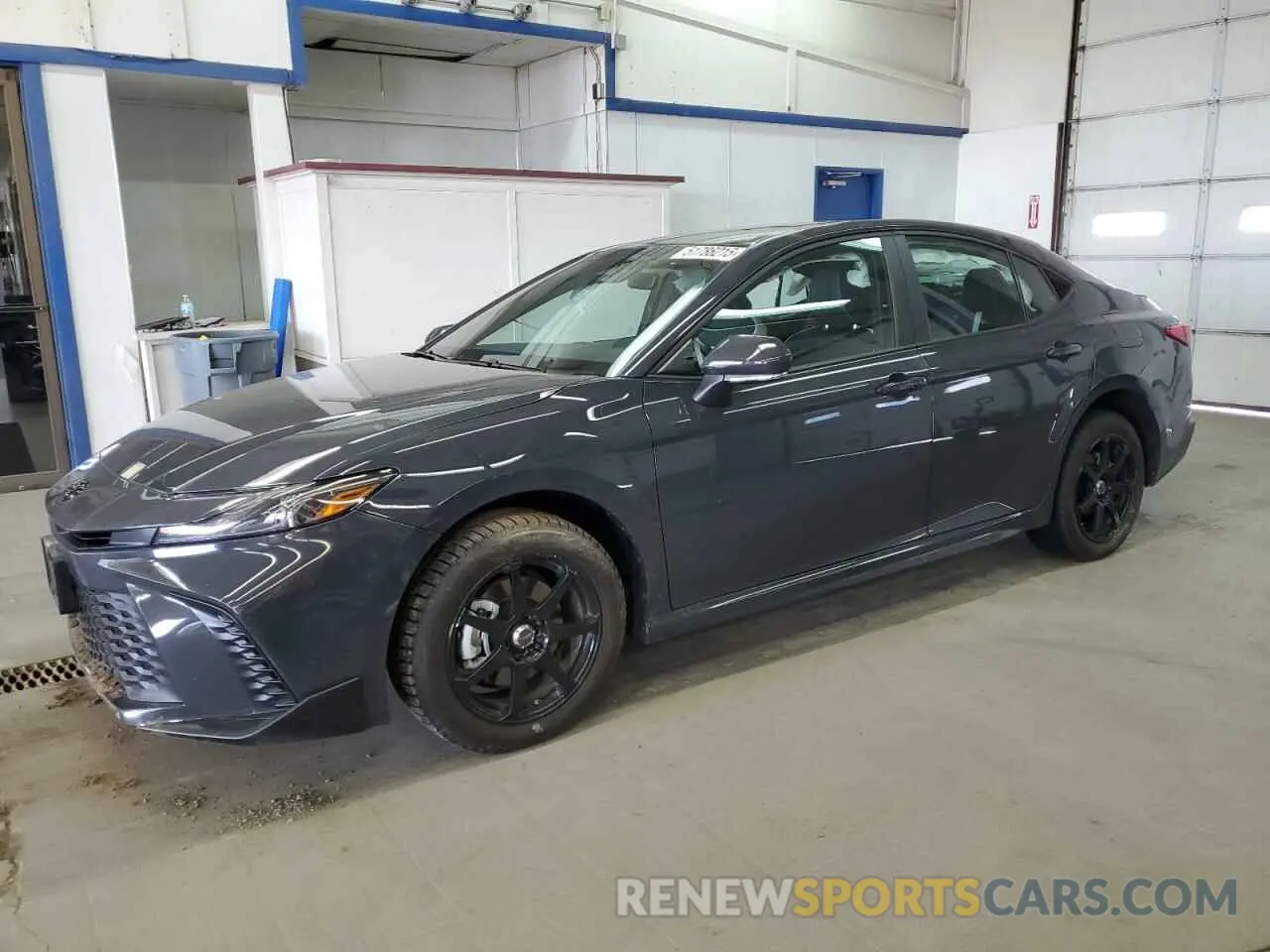 1 Photograph of a damaged car 4T1DBADK9SU512313 TOYOTA CAMRY 2025