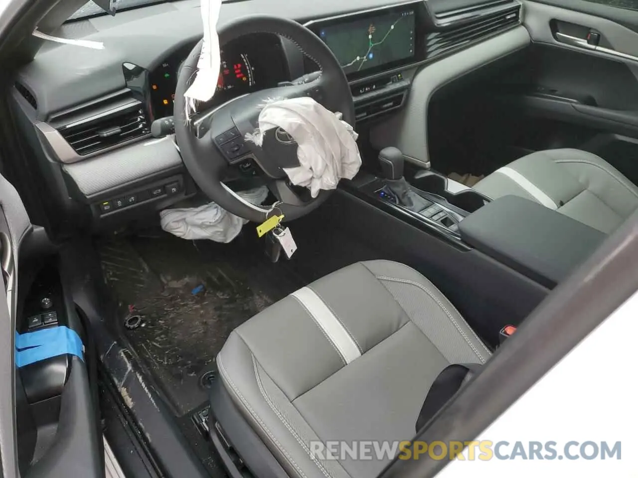8 Photograph of a damaged car 4T1DBADK9SU512604 TOYOTA CAMRY 2025