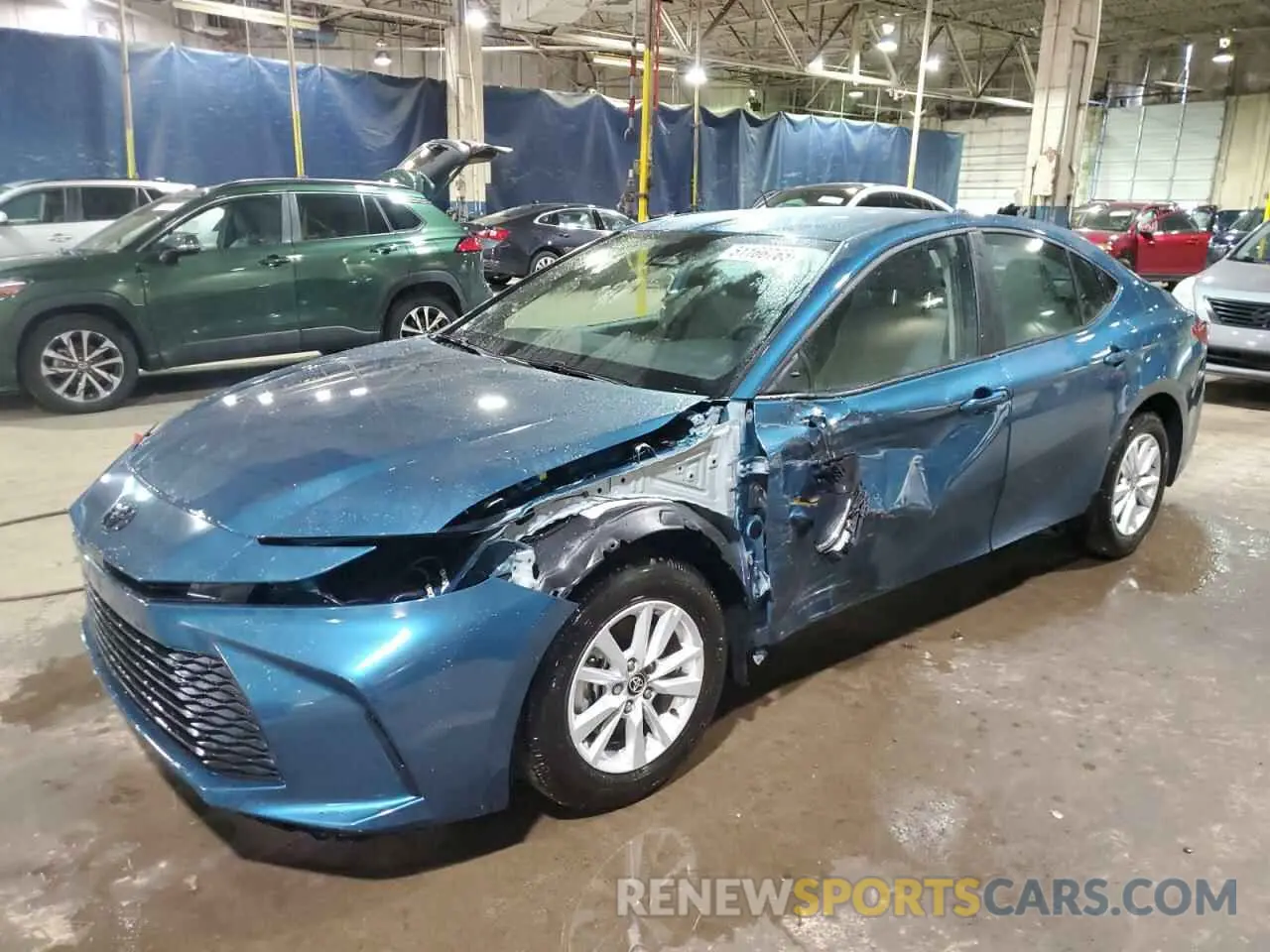 1 Photograph of a damaged car 4T1DBADK9SU522856 TOYOTA CAMRY 2025