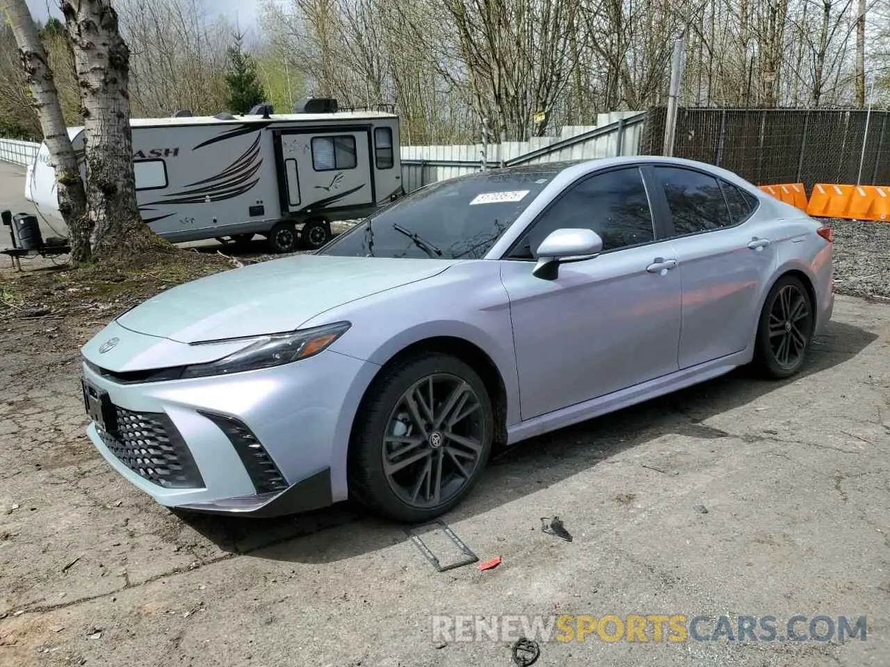 1 Photograph of a damaged car 4T1DBADKXSU001886 TOYOTA CAMRY 2025
