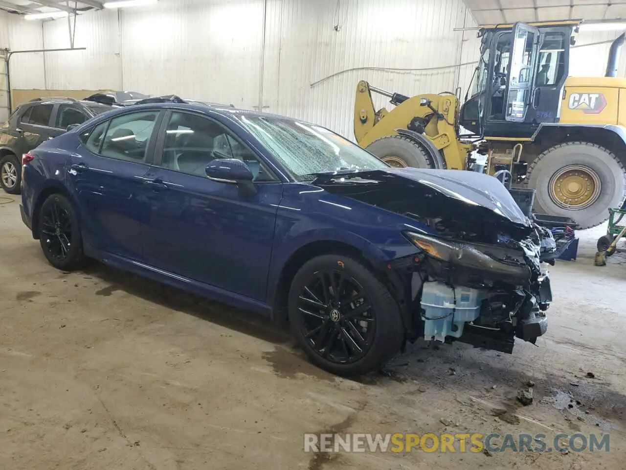 4 Photograph of a damaged car 4T1DBADKXSU005985 TOYOTA CAMRY 2025