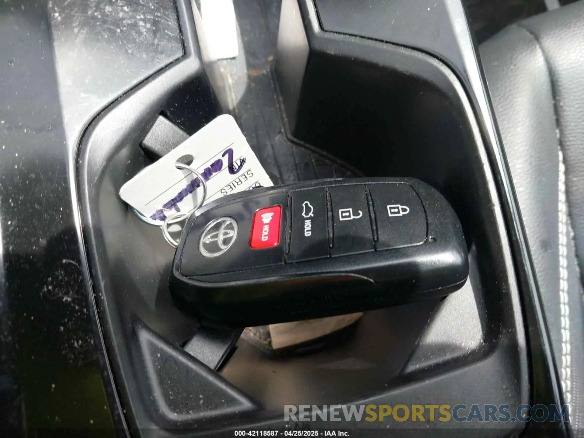 11 Photograph of a damaged car 4T1DBADKXSU510716 TOYOTA CAMRY 2025