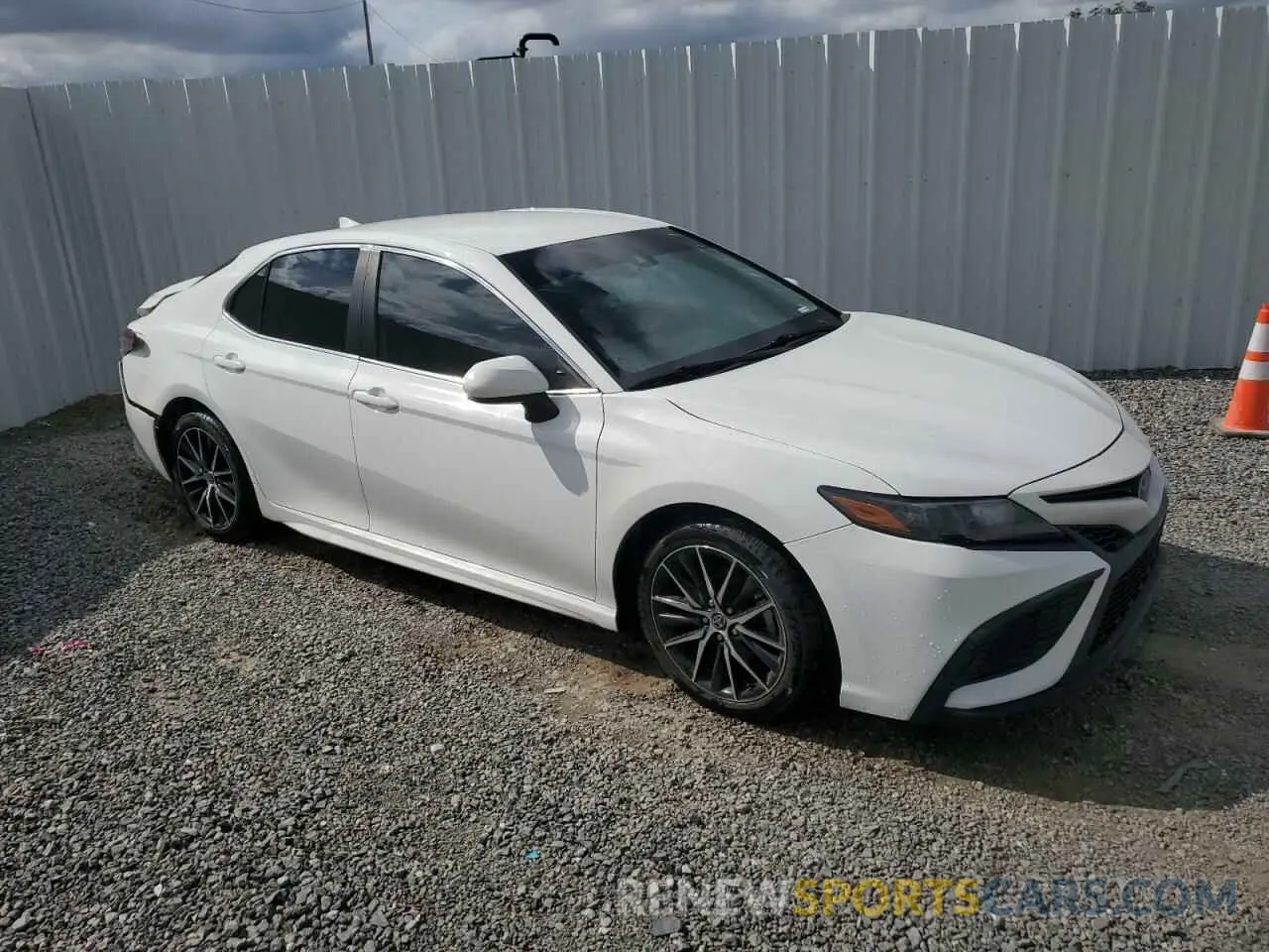 4 Photograph of a damaged car 4T1G11AK3MU579464 TOYOTA CAMRY 2025