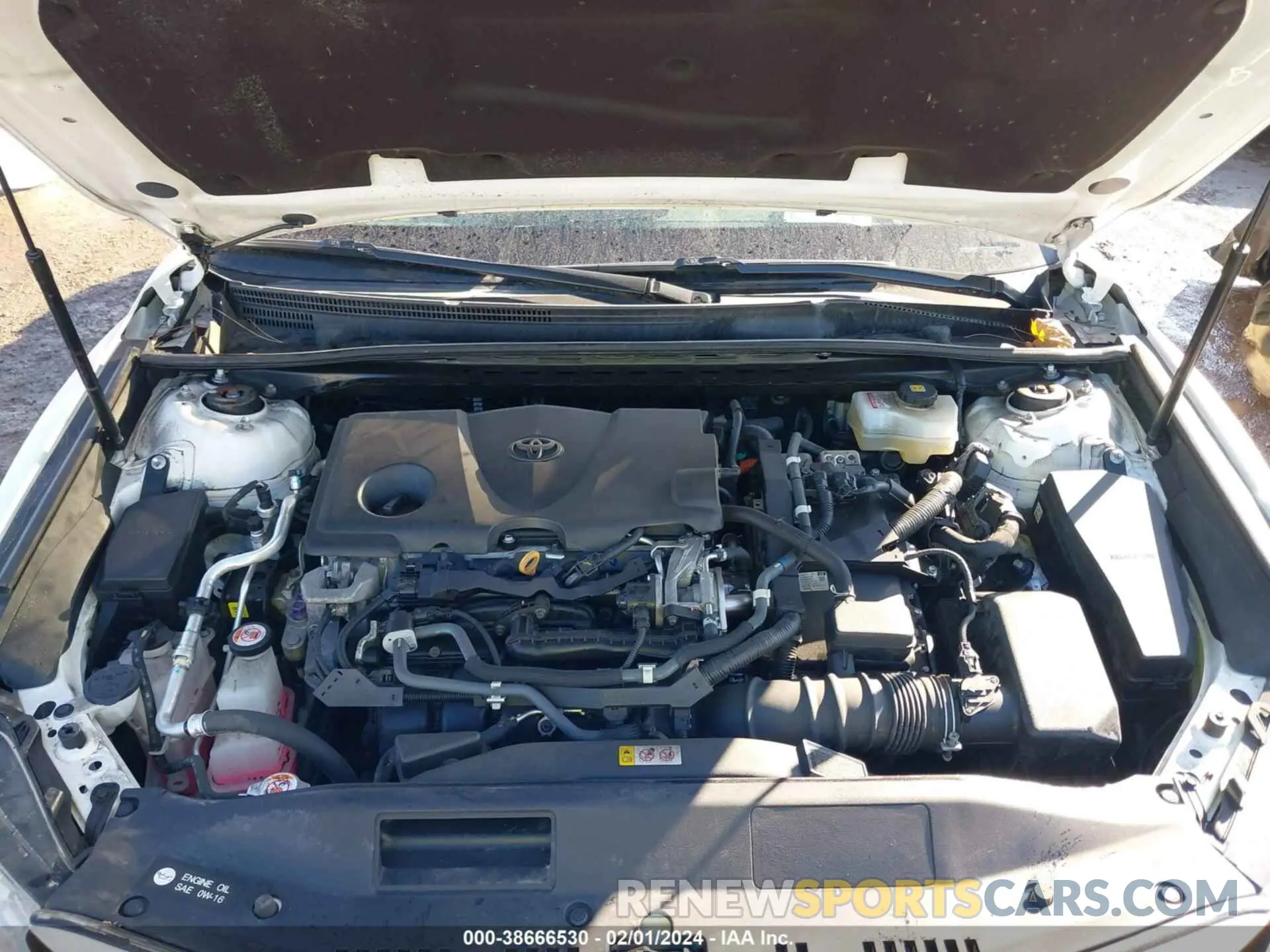 10 Photograph of a damaged car 4T1B21HK1KU516048 TOYOTA CAMRY HYBRID 2019