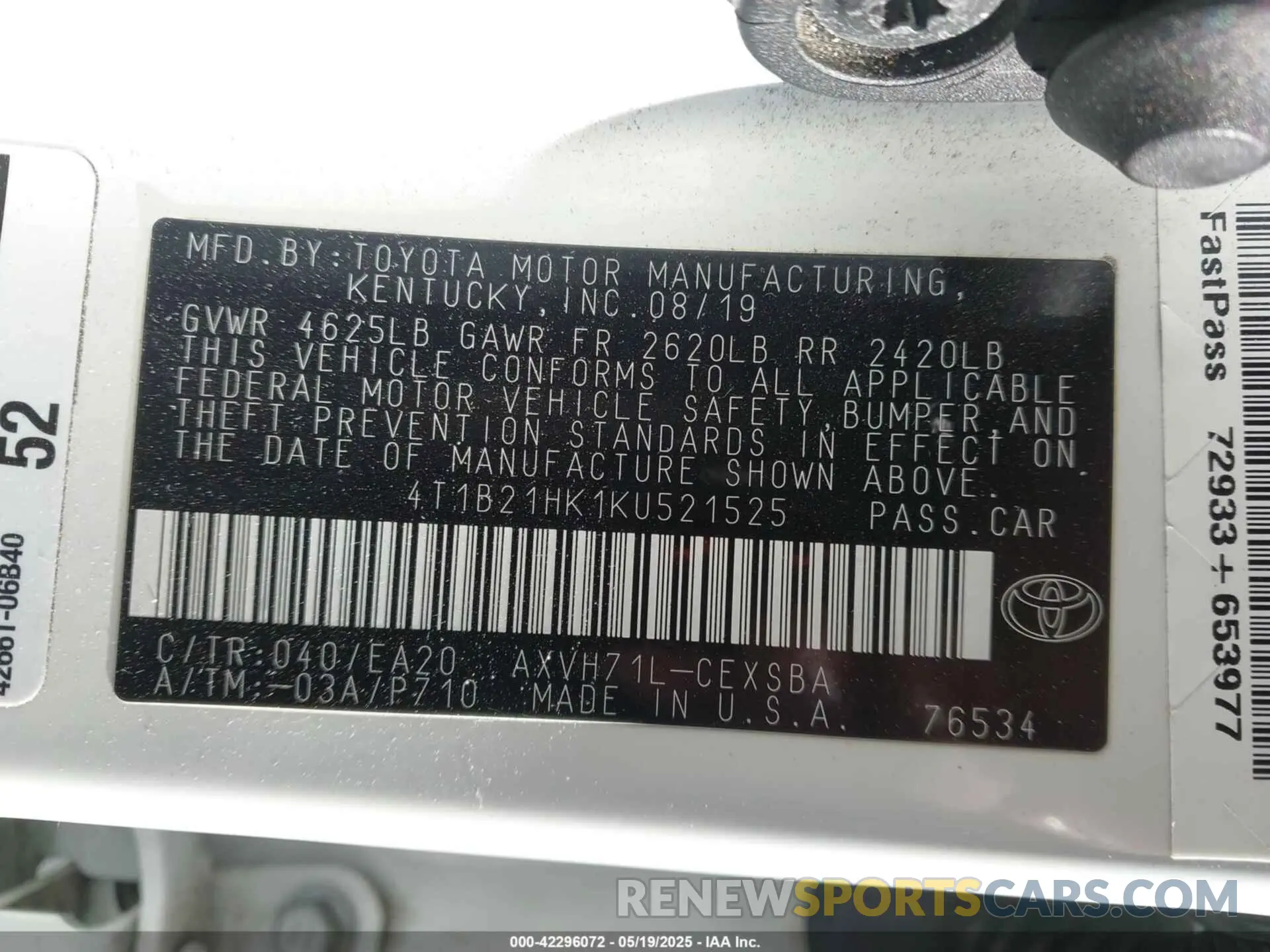 9 Photograph of a damaged car 4T1B21HK1KU521525 TOYOTA CAMRY HYBRID 2019