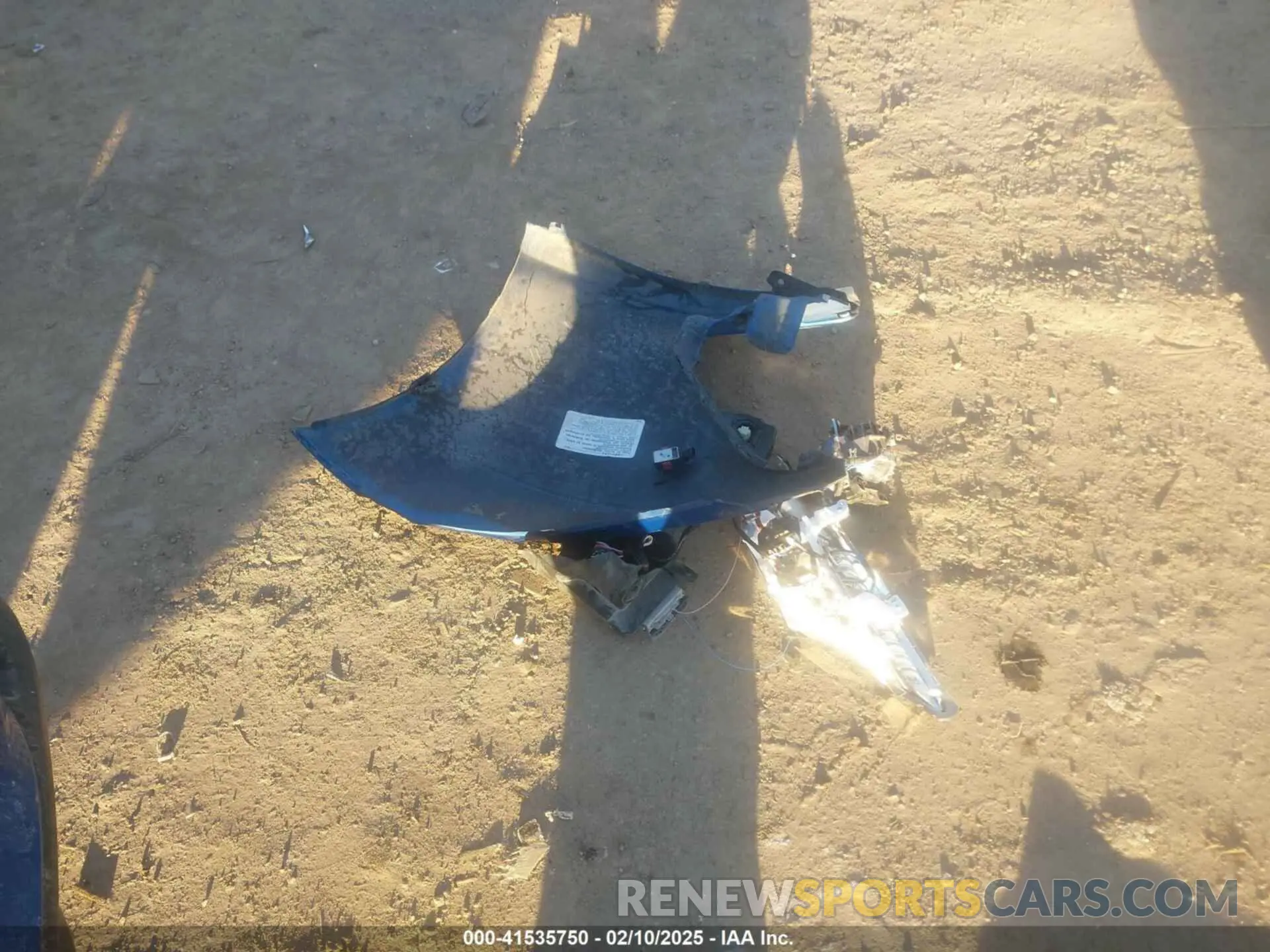 12 Photograph of a damaged car 4T1B21HK3KU011080 TOYOTA CAMRY HYBRID 2019