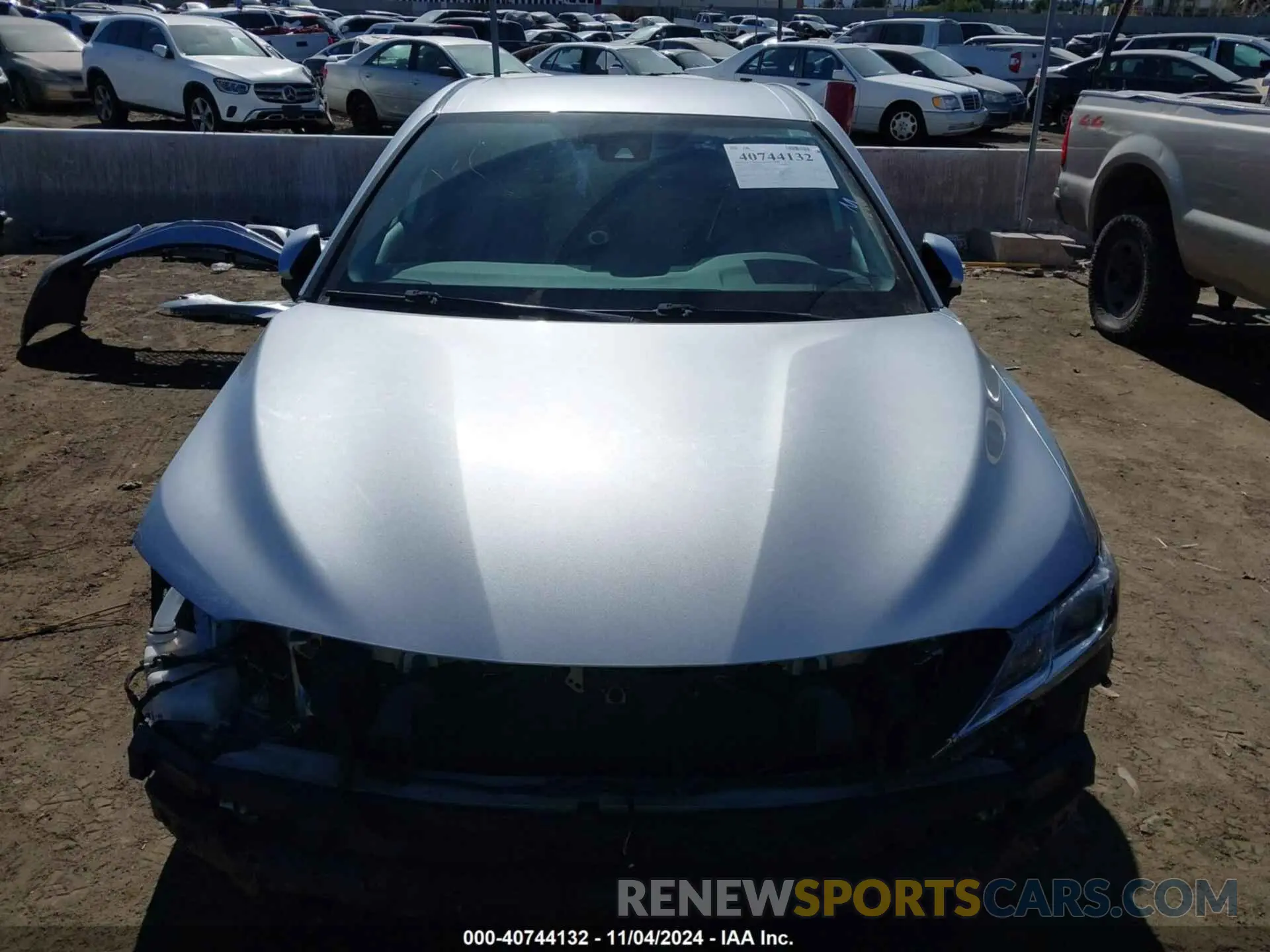 13 Photograph of a damaged car 4T1B21HK3KU521493 TOYOTA CAMRY HYBRID 2019