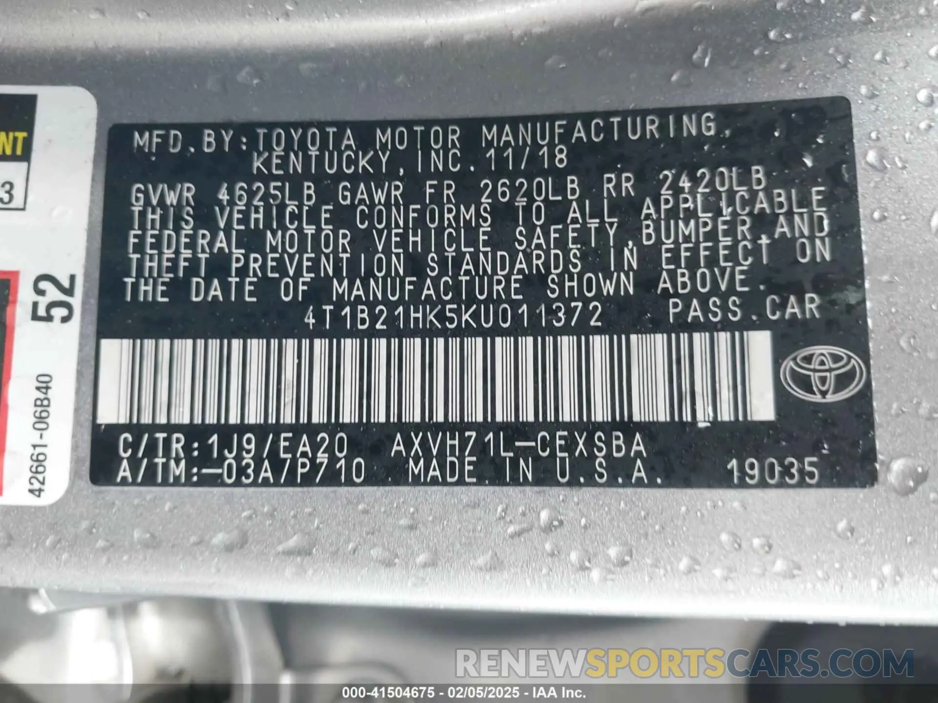 9 Photograph of a damaged car 4T1B21HK5KU011372 TOYOTA CAMRY HYBRID 2019