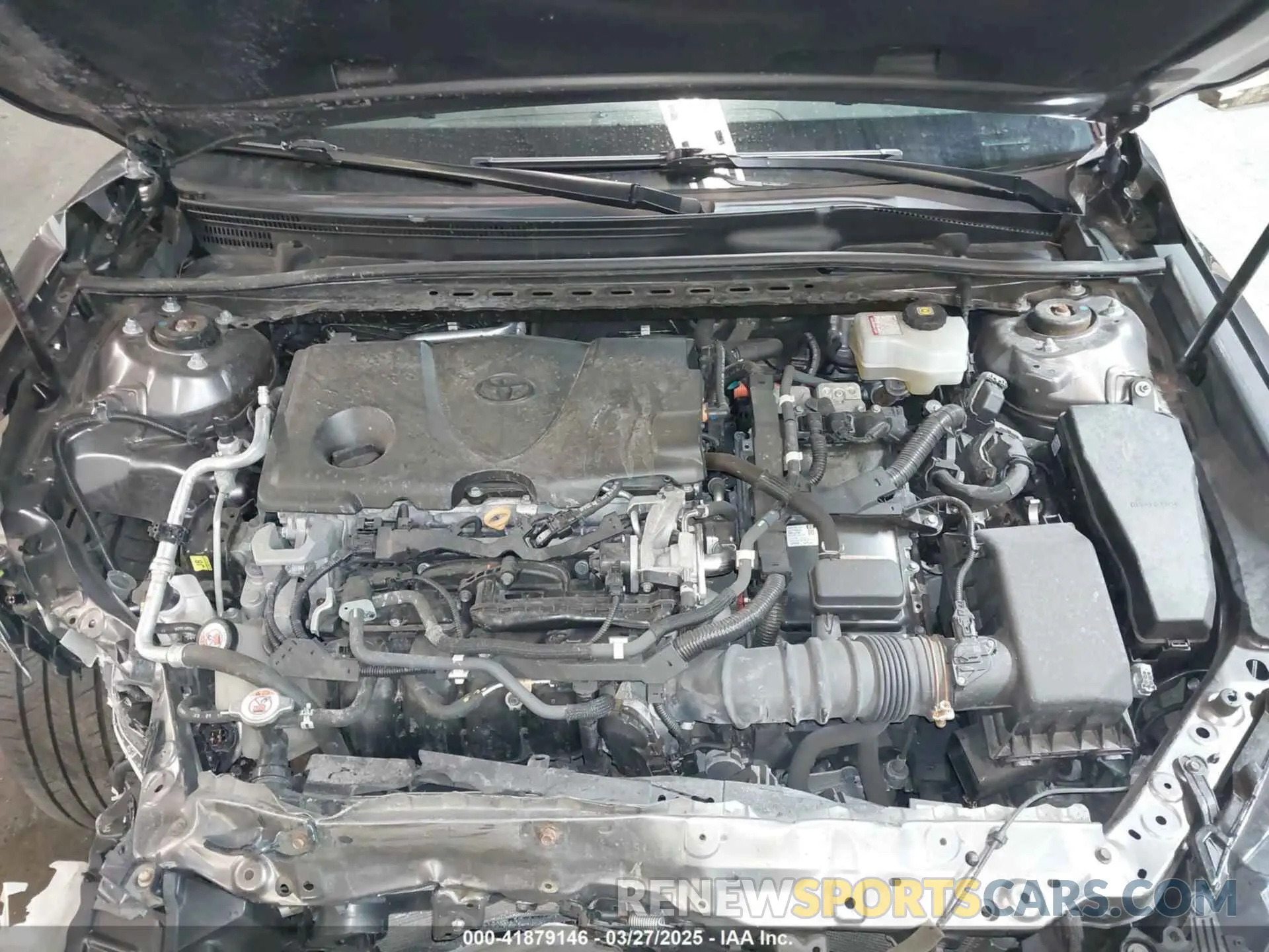 10 Photograph of a damaged car 4T1B21HK5KU521785 TOYOTA CAMRY HYBRID 2019