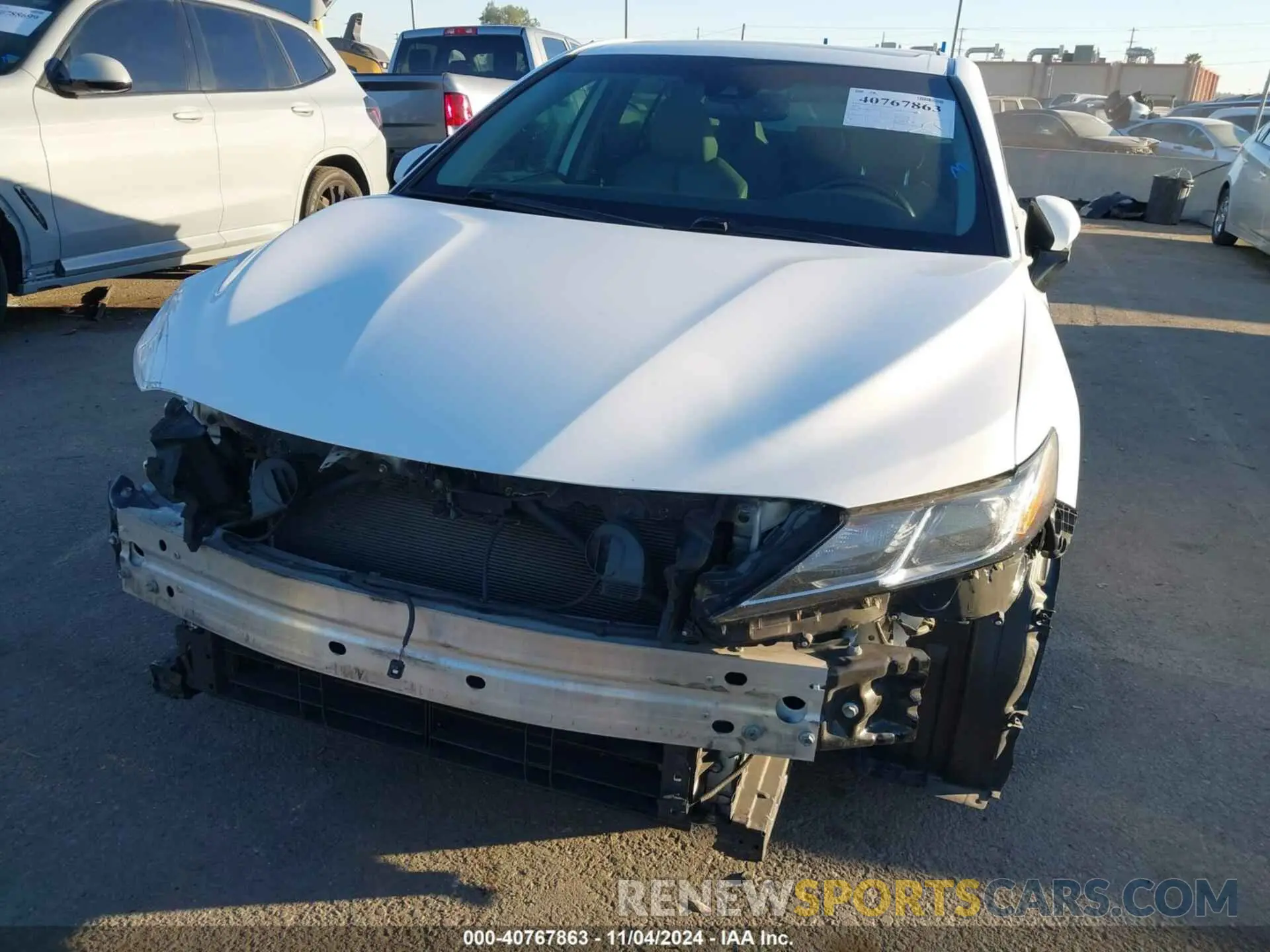 6 Photograph of a damaged car 4T1B21HK6KU512111 TOYOTA CAMRY HYBRID 2019