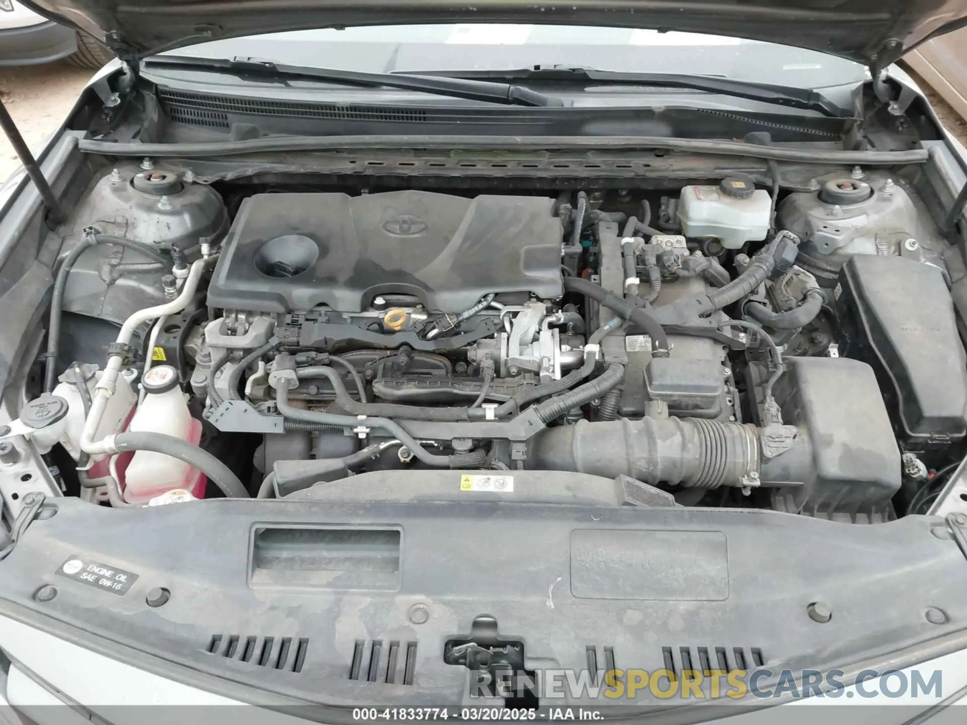 10 Photograph of a damaged car 4T1B31HK4KU007116 TOYOTA CAMRY HYBRID 2019