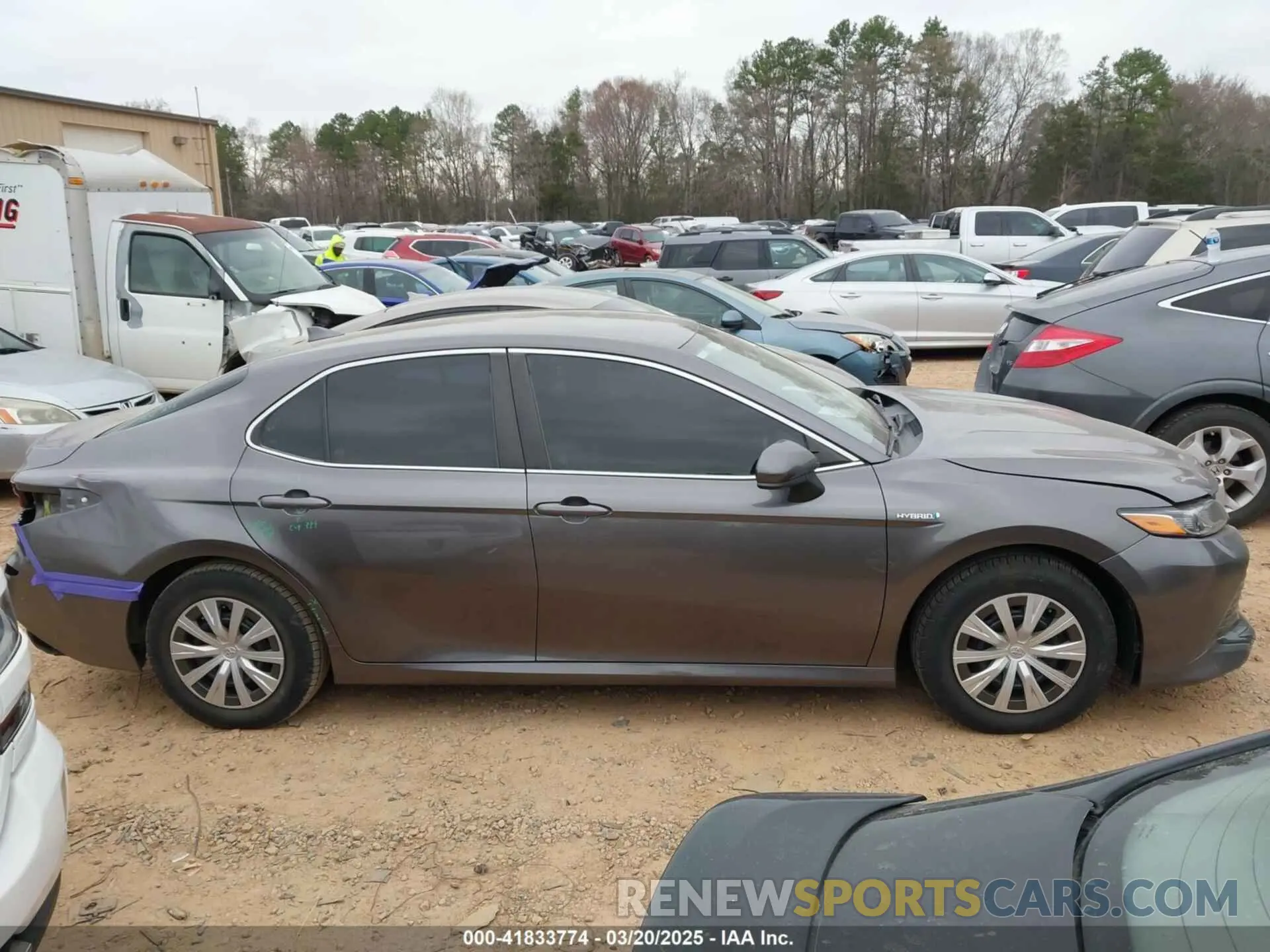 12 Photograph of a damaged car 4T1B31HK4KU007116 TOYOTA CAMRY HYBRID 2019