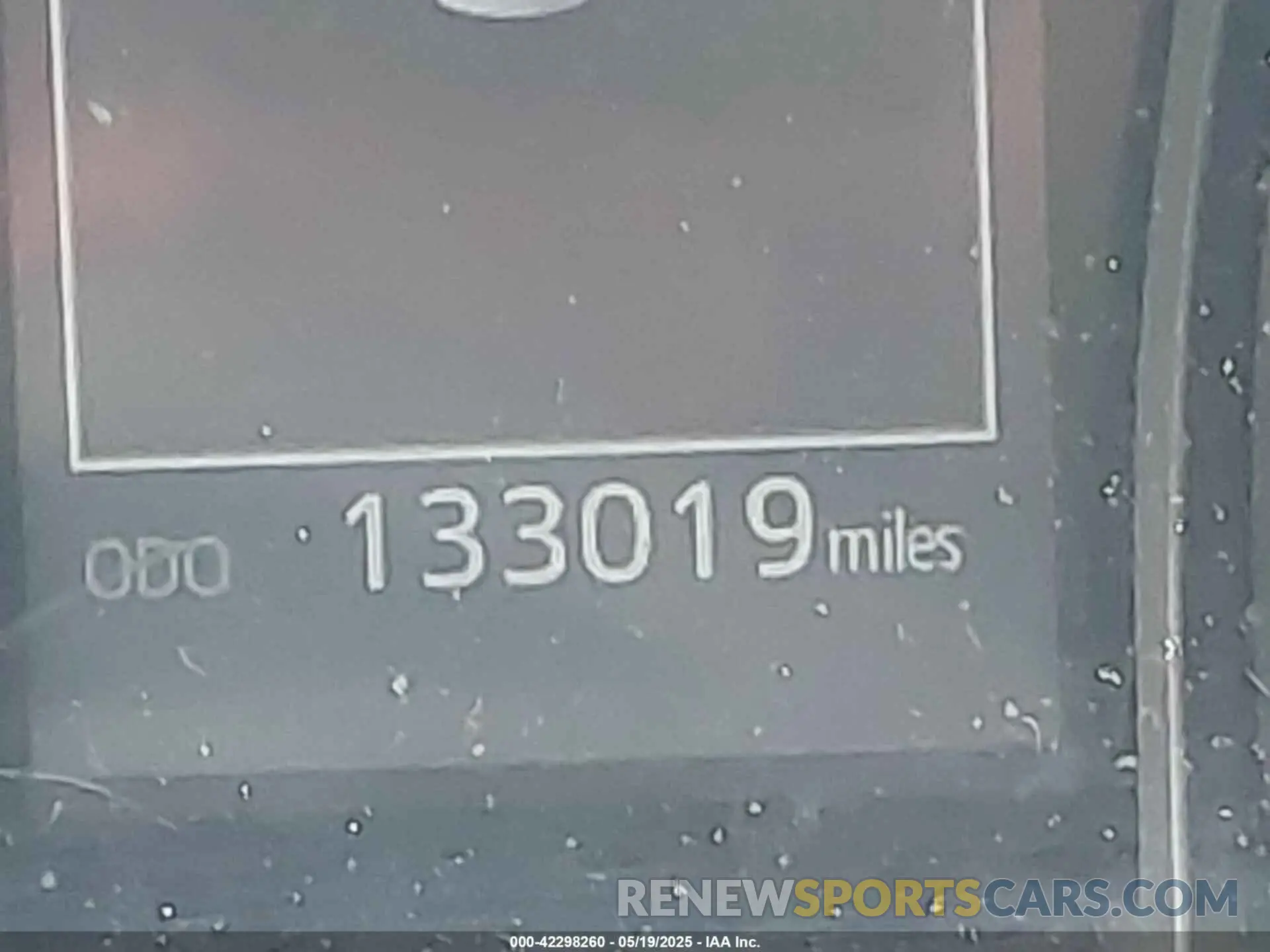 15 Photograph of a damaged car 4T1B31HK4KU511360 TOYOTA CAMRY HYBRID 2019