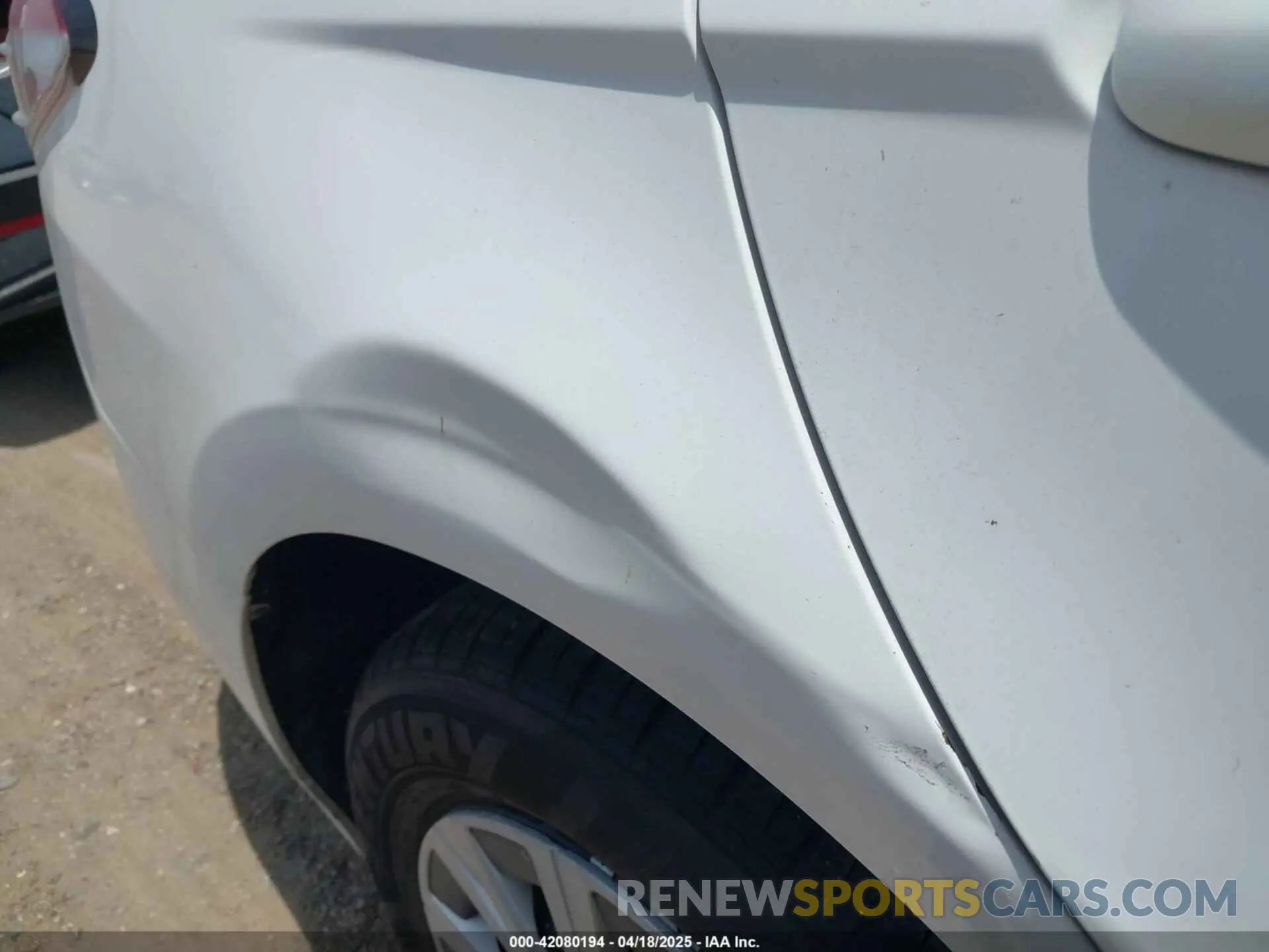 6 Photograph of a damaged car 4T1B31HK5KU008811 TOYOTA CAMRY HYBRID 2019