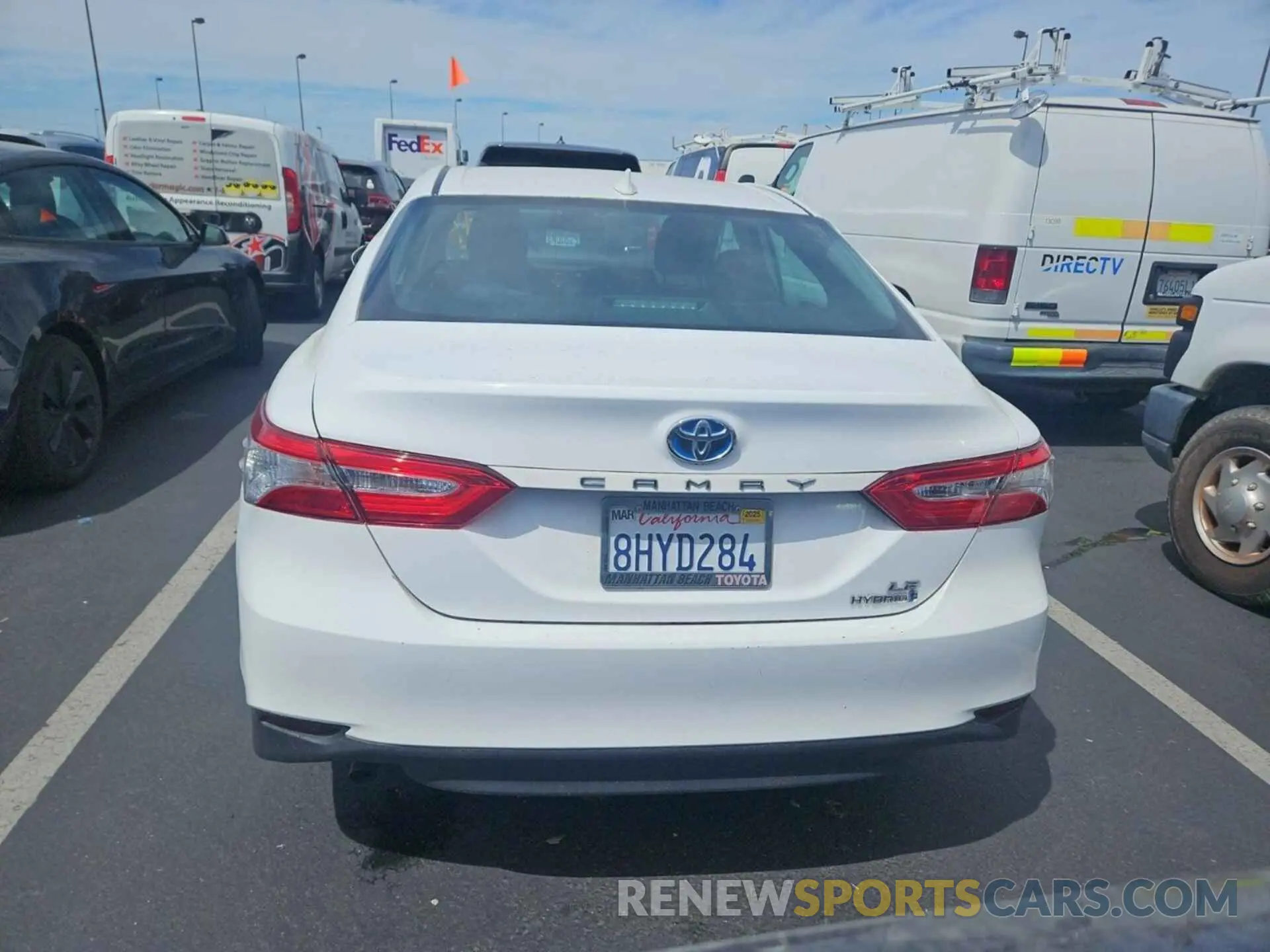 20 Photograph of a damaged car 4T1B31HK5KU512856 TOYOTA CAMRY HYBRID 2019