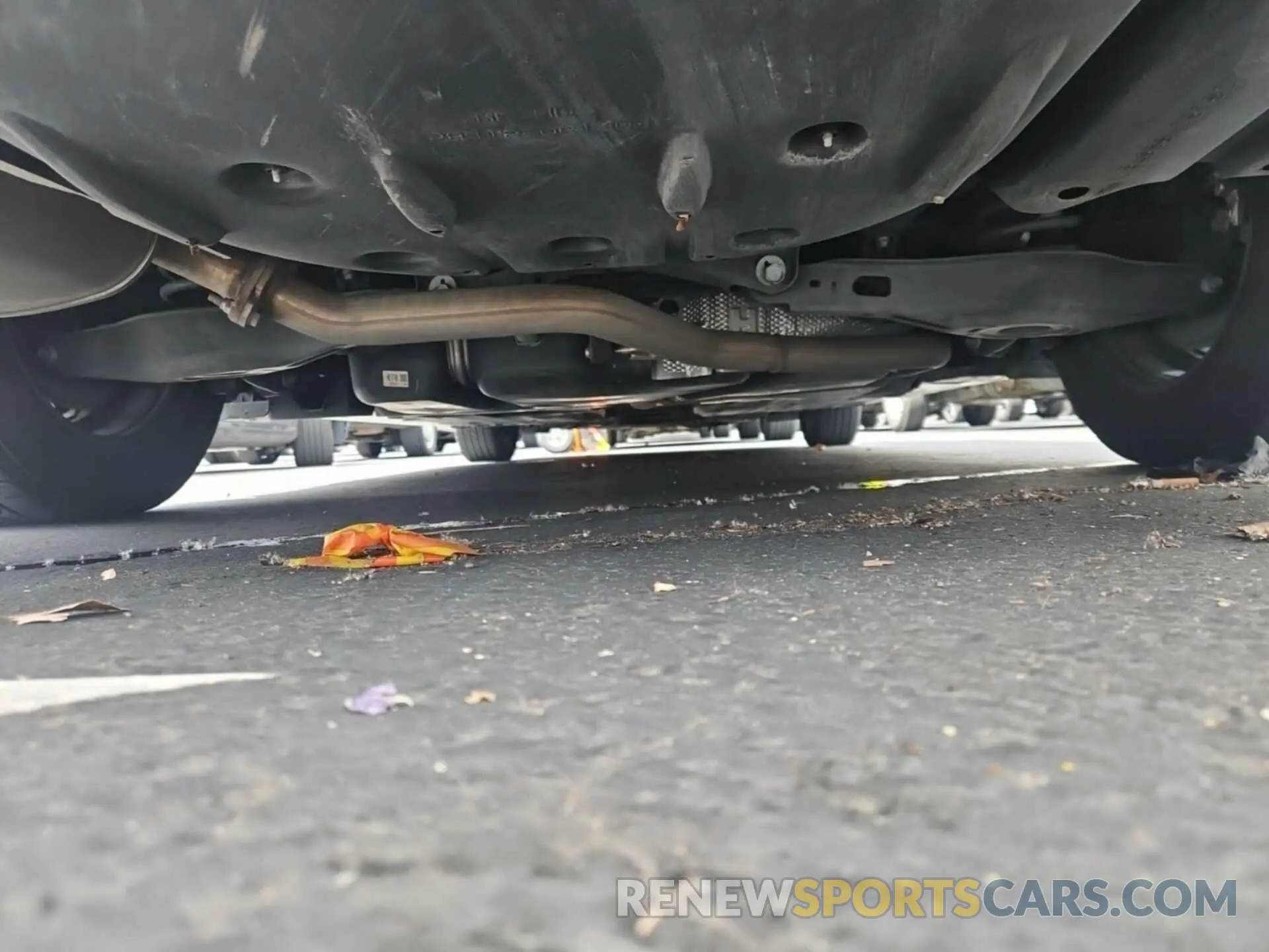 3 Photograph of a damaged car 4T1B31HK5KU512856 TOYOTA CAMRY HYBRID 2019