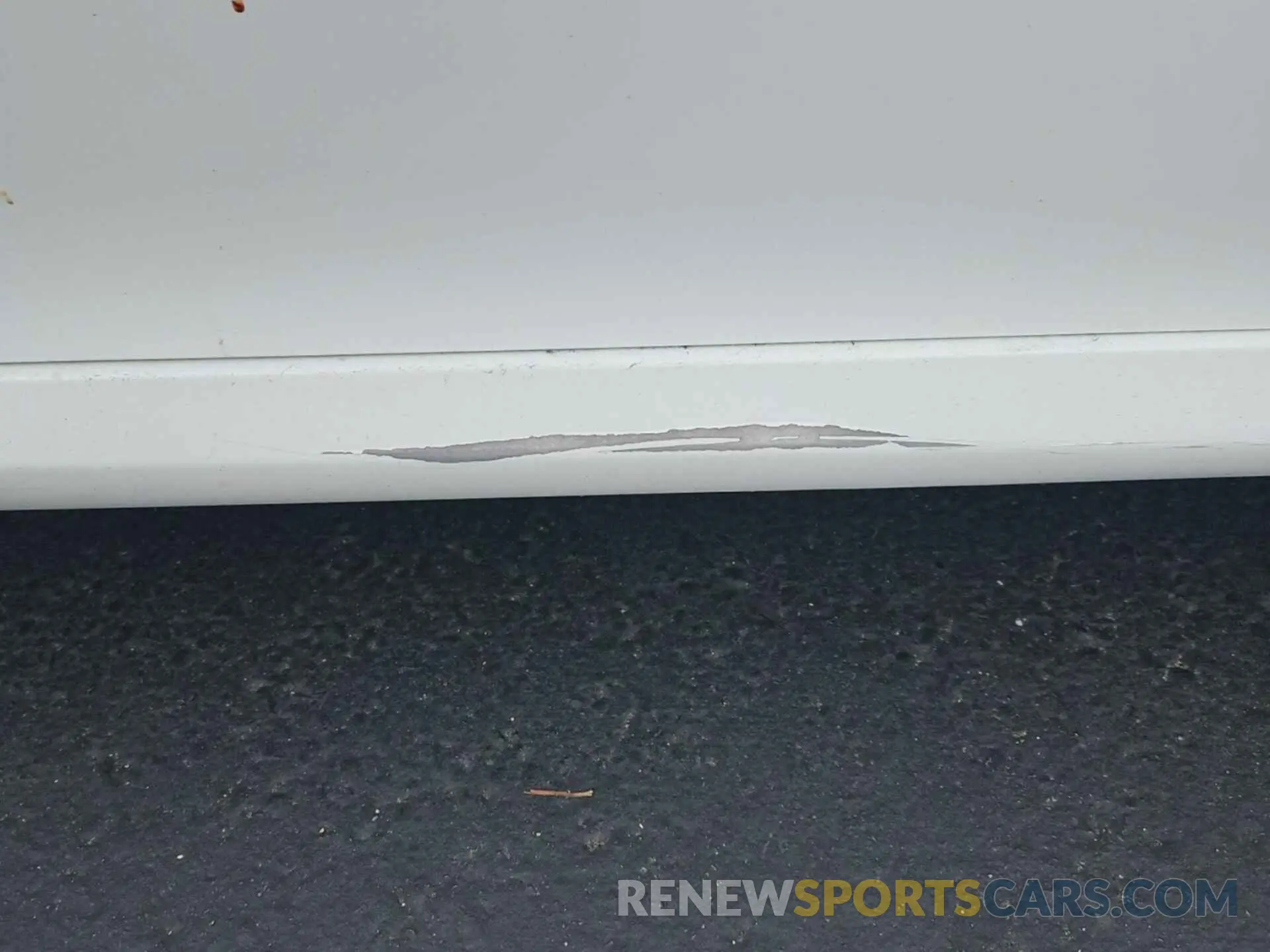 5 Photograph of a damaged car 4T1B31HK5KU512856 TOYOTA CAMRY HYBRID 2019
