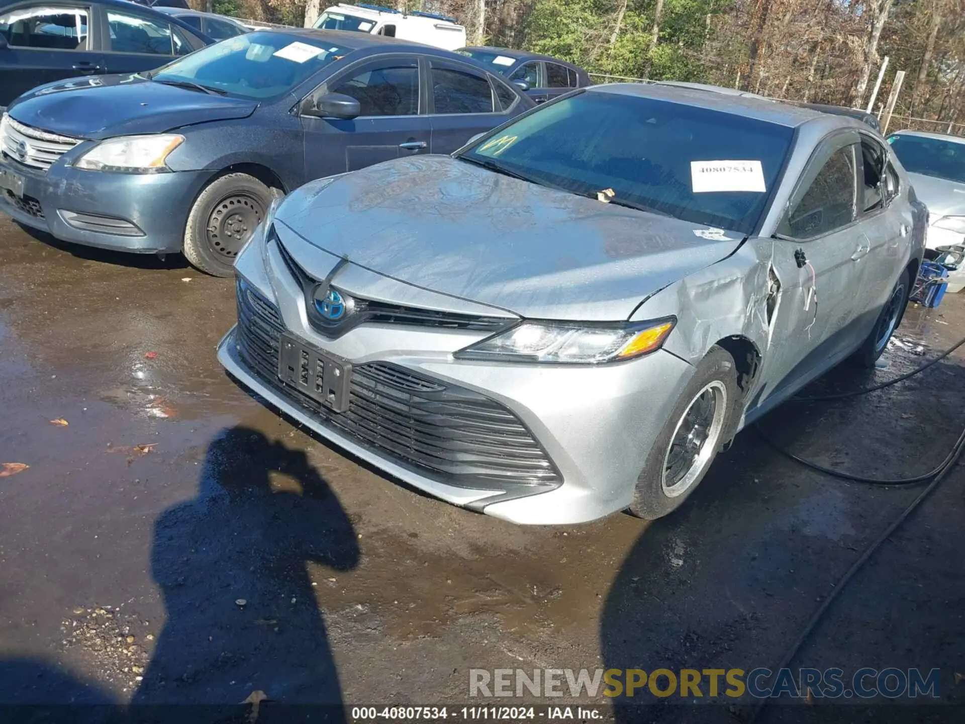 2 Photograph of a damaged car 4T1B31HK6KU516916 TOYOTA CAMRY HYBRID 2019